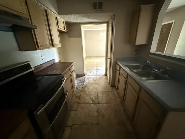 Single Family Residence For Sale in Kaufman County , 108 Amy Drive, Crandall, Texas 75114, 3 Bedroom, 1 Bathroom, 1 Garage spaces, 1,360 Sqft, built in 1994, mls#21349616, Real Estate Agent in Crandall, Homes For Sale in Kaufman county, Homes For Sale in Crandall, Realtor in Crandall Texas, Real Estate Brokerage Independent Realty Texas, Luminita Cordes Realtor