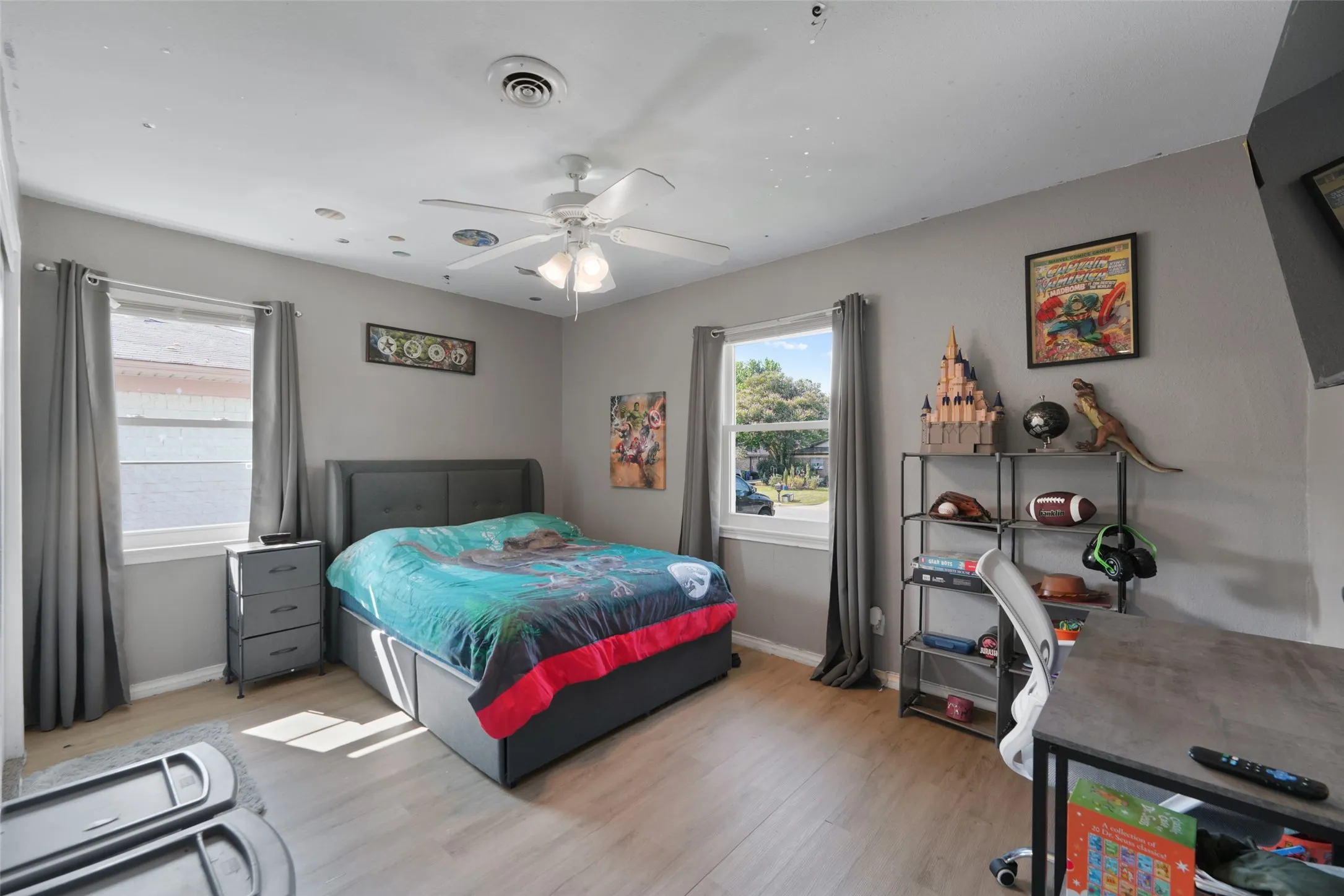 Single Family Residence For Sale in Dallas County , 1618 Parkhaven Drive, Seagoville, Texas 75159, 3 Bedroom, 2 Bathroom, 1 Garage spaces, 1,092 Sqft, built in 1958, Price $209,900, mls#21349606, Real Estate Agent in Seagoville, Homes For Sale in Dallas county, Homes For Sale in Seagoville, Realtor in Seagoville Texas, Real Estate Brokerage Independent Realty Texas, Luminita Cordes Realtor