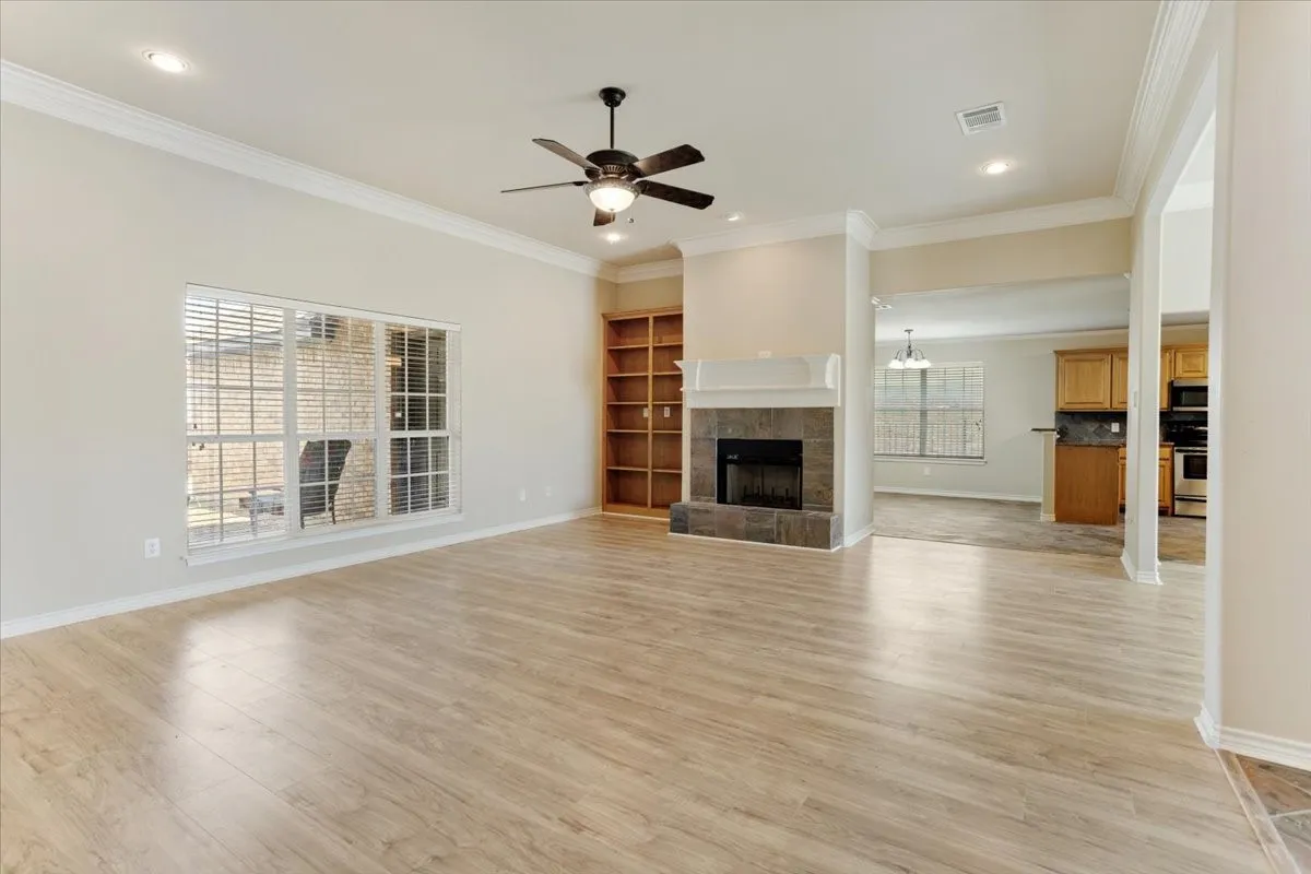 Open concept living, dining and kitchen