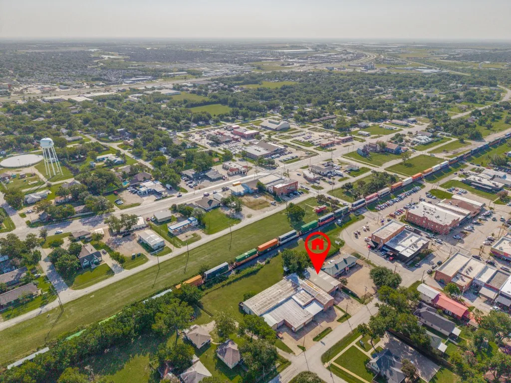 Office For Sale in Kaufman County , 118 W Main Street, Forney, Texas 75126, 0, 0, Garage spaces, 0 Sqft, built in 1984, mls#21348516, Real Estate Agent in Forney, Homes For Sale in Kaufman county, Homes For Sale in Forney, Realtor in Forney Texas, Real Estate Brokerage Independent Realty Texas, Luminita Cordes Realtor