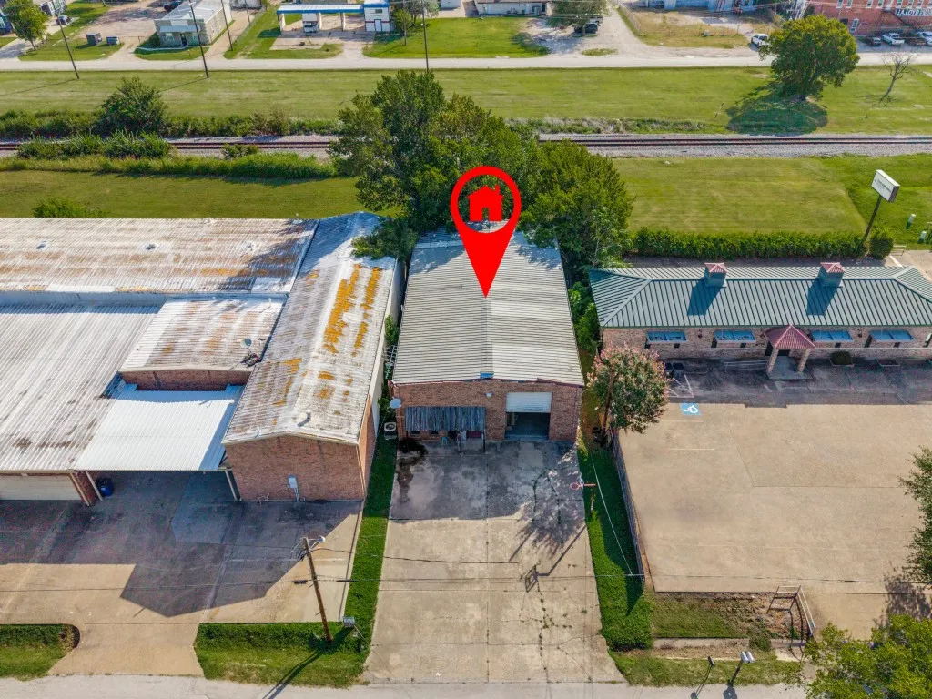 Office For Sale in Kaufman County , 118 W Main Street, Forney, Texas 75126, 0, 0, Garage spaces, 0 Sqft, built in 1984, mls#21348516, Real Estate Agent in Forney, Homes For Sale in Kaufman county, Homes For Sale in Forney, Realtor in Forney Texas, Real Estate Brokerage Independent Realty Texas, Luminita Cordes Realtor