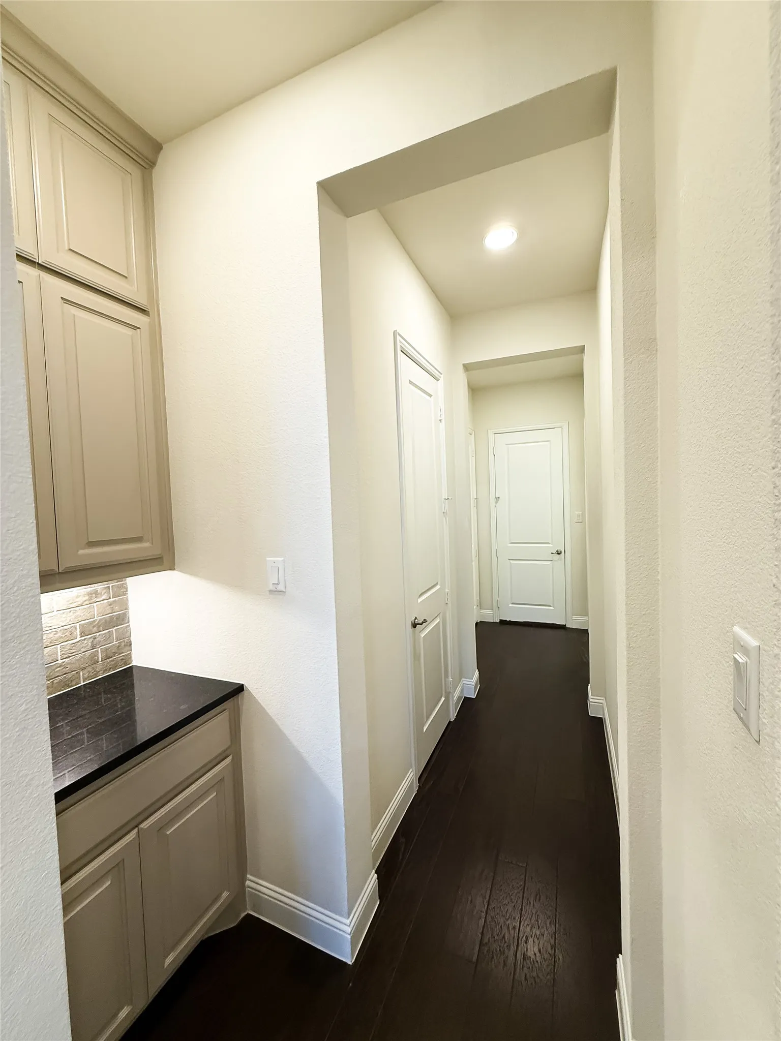Single Family Residence For Rent in Collin County , 6900 Royal Liverpool Drive, Mc Kinney, Texas 75070, 3 Bedroom, 4 Bathroom, 2 Garage spaces, 2,471 Sqft, built in 2017, mls#21349662, Real Estate Agent in Mc Kinney, Homes For Rent in Collin county, Homes For Rent in Mc Kinney, Realtor in Mc Kinney Texas, Real Estate Brokerage Independent Realty Texas, Luminita Cordes Realtor