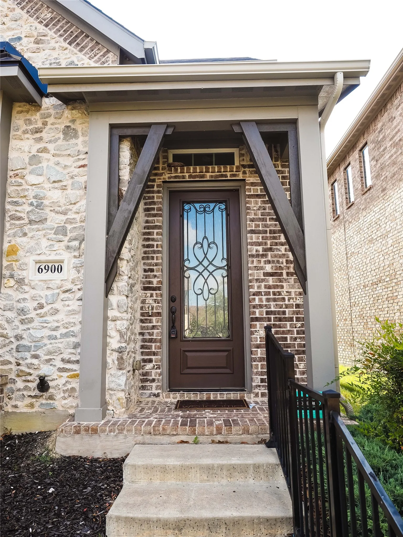 Single Family Residence For Rent in Collin County , 6900 Royal Liverpool Drive, Mc Kinney, Texas 75070, 3 Bedroom, 4 Bathroom, 2 Garage spaces, 2,471 Sqft, built in 2017, mls#21349662, Real Estate Agent in Mc Kinney, Homes For Rent in Collin county, Homes For Rent in Mc Kinney, Realtor in Mc Kinney Texas, Real Estate Brokerage Independent Realty Texas, Luminita Cordes Realtor