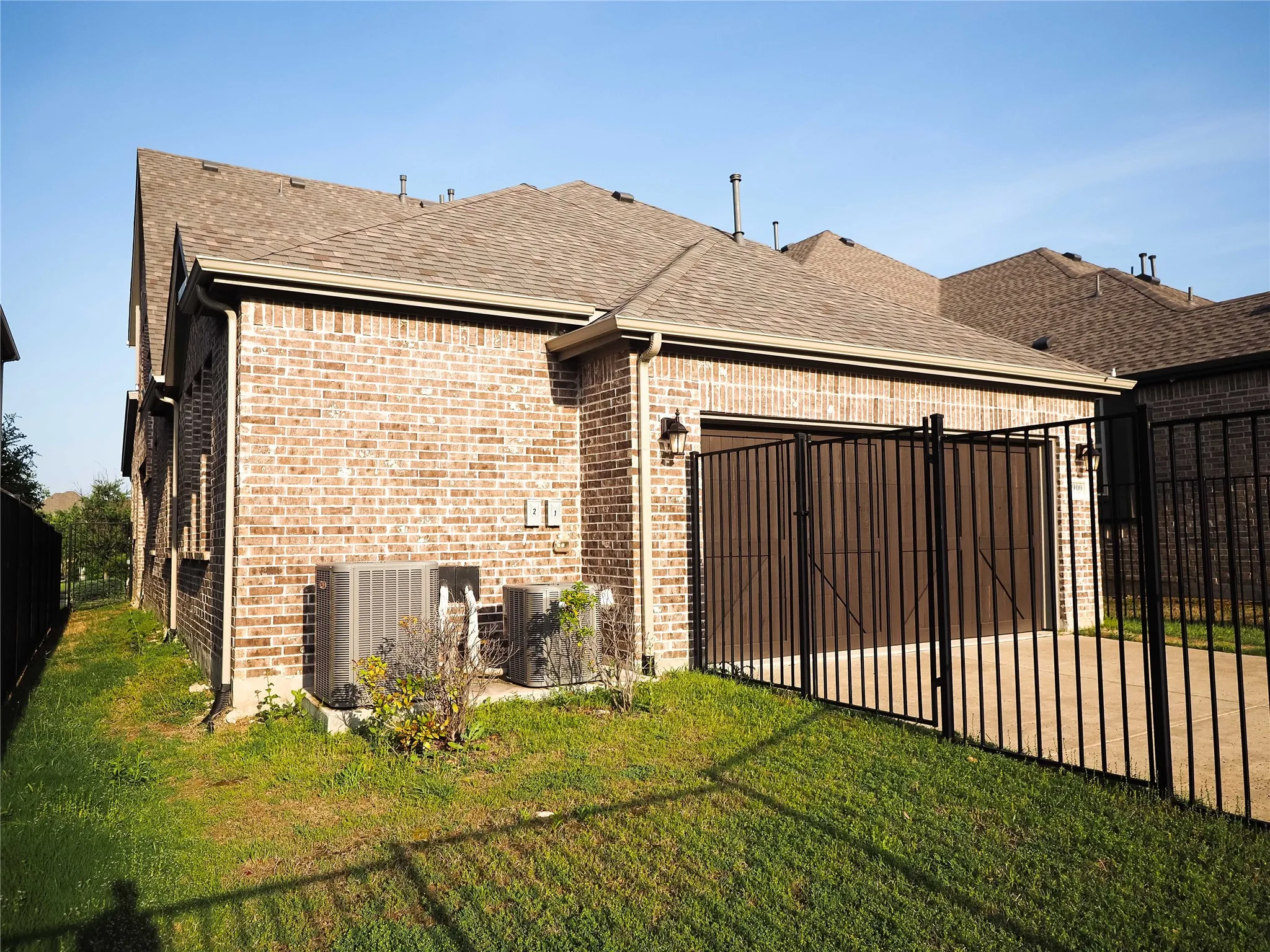 Single Family Residence For Rent in Collin County , 6900 Royal Liverpool Drive, Mc Kinney, Texas 75070, 3 Bedroom, 4 Bathroom, 2 Garage spaces, 2,471 Sqft, built in 2017, mls#21349662, Real Estate Agent in Mc Kinney, Homes For Rent in Collin county, Homes For Rent in Mc Kinney, Realtor in Mc Kinney Texas, Real Estate Brokerage Independent Realty Texas, Luminita Cordes Realtor