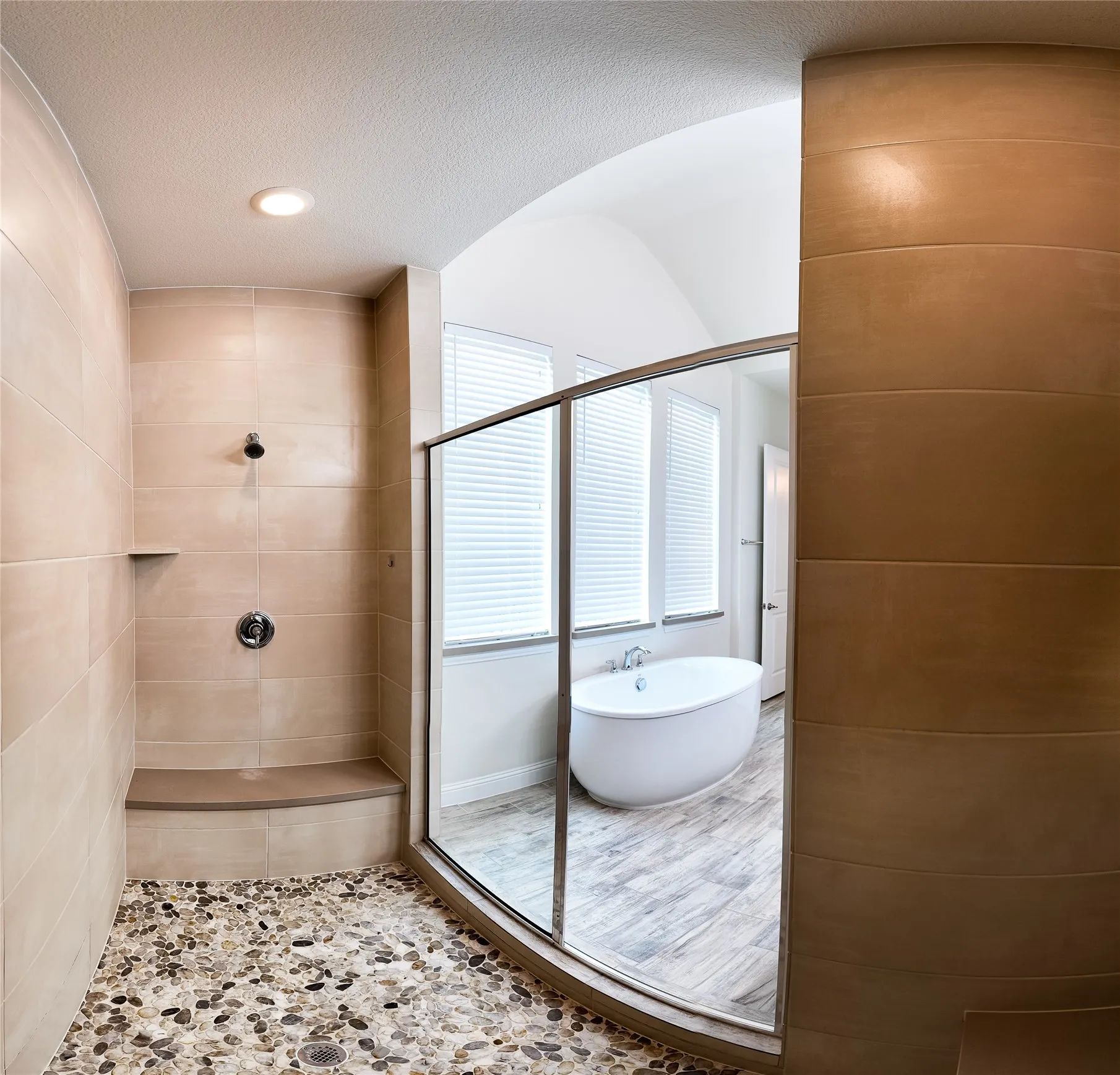 Single Family Residence For Rent in Collin County , 6900 Royal Liverpool Drive, Mc Kinney, Texas 75070, 3 Bedroom, 4 Bathroom, 2 Garage spaces, 2,471 Sqft, built in 2017, mls#21349662, Real Estate Agent in Mc Kinney, Homes For Rent in Collin county, Homes For Rent in Mc Kinney, Realtor in Mc Kinney Texas, Real Estate Brokerage Independent Realty Texas, Luminita Cordes Realtor