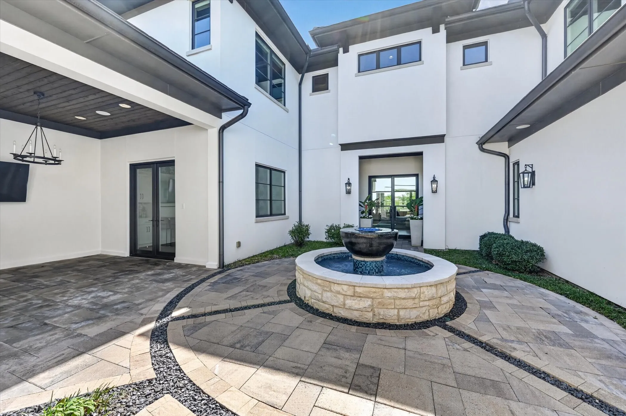 Single Family Residence For Sale in Tarrant County , 1827 Seville Cove, Westlake, Texas 76262, 4 Bedroom, 6 Bathroom, 4 Garage spaces, 6,569 Sqft, built in 2017, mls#21344166, Real Estate Agent in Westlake, Homes For Sale in Tarrant county, Homes For Sale in Westlake, Realtor in Westlake Texas, Real Estate Brokerage Independent Realty Texas, Luminita Cordes Realtor