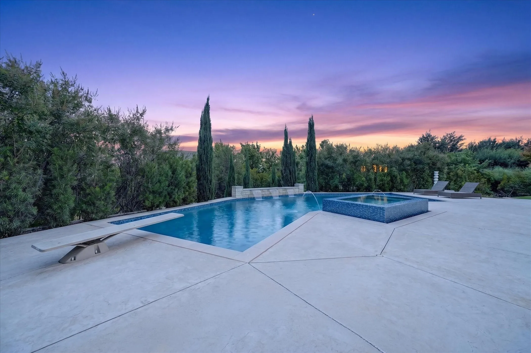 Single Family Residence For Sale in Tarrant County , 1827 Seville Cove, Westlake, Texas 76262, 4 Bedroom, 6 Bathroom, 4 Garage spaces, 6,569 Sqft, built in 2017, mls#21344166, Real Estate Agent in Westlake, Homes For Sale in Tarrant county, Homes For Sale in Westlake, Realtor in Westlake Texas, Real Estate Brokerage Independent Realty Texas, Luminita Cordes Realtor