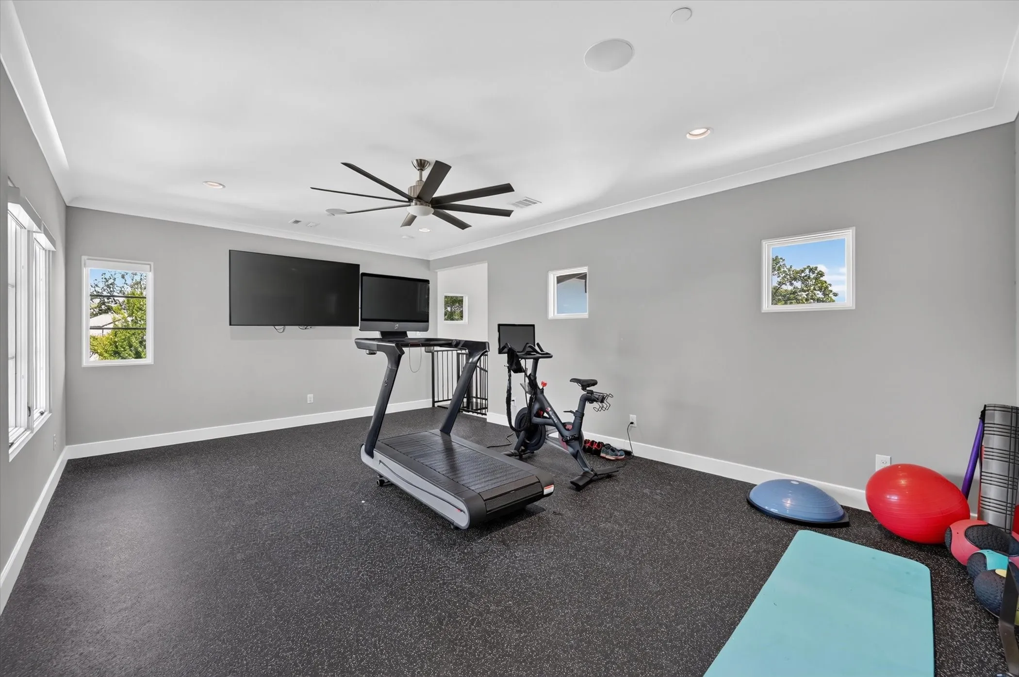 Single Family Residence For Sale in Tarrant County , 1827 Seville Cove, Westlake, Texas 76262, 4 Bedroom, 6 Bathroom, 4 Garage spaces, 6,569 Sqft, built in 2017, mls#21344166, Real Estate Agent in Westlake, Homes For Sale in Tarrant county, Homes For Sale in Westlake, Realtor in Westlake Texas, Real Estate Brokerage Independent Realty Texas, Luminita Cordes Realtor