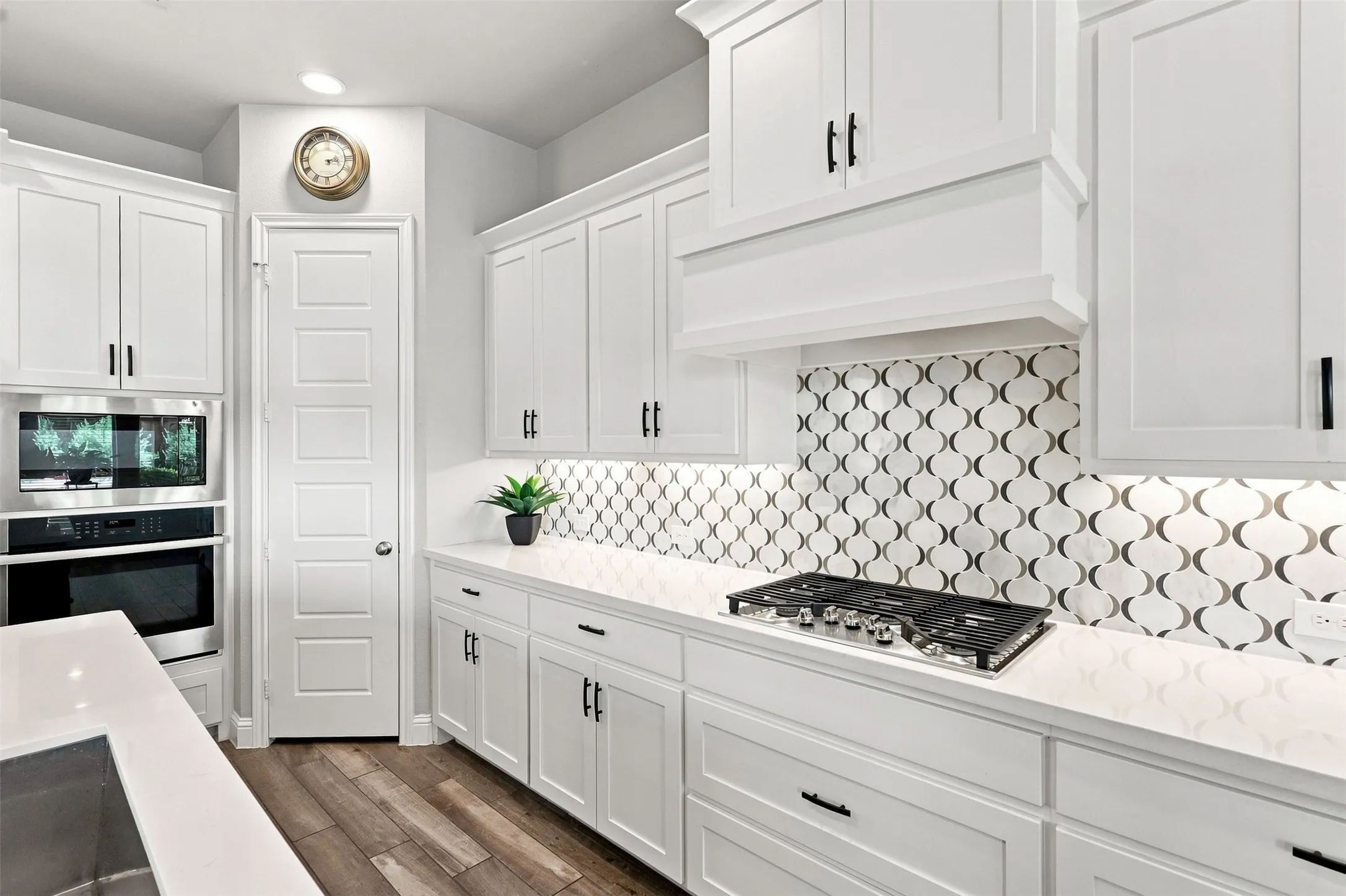 Single Family Residence For Sale in Collin County , 2505 Oxford Street, Melissa, Texas 75454, 4 Bedroom, 4 Bathroom, 3 Garage spaces, 3,004 Sqft, built in 2020, mls#21348251, Real Estate Agent in Melissa, Homes For Sale in Collin county, Homes For Sale in Melissa, Realtor in Melissa Texas, Real Estate Brokerage Independent Realty Texas, Luminita Cordes Realtor