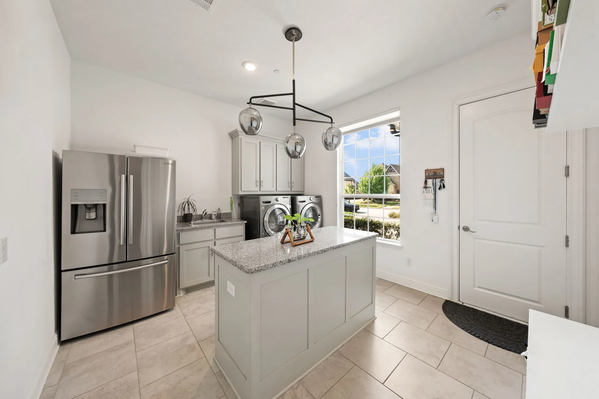 Single Family Residence For Sale in Denton County , 967 Cimarron Road, Frisco, Texas 75036, 5 Bedroom, 6 Bathroom, 3 Garage spaces, 5,636 Sqft, built in 2017, mls#21344123, Real Estate Agent in Frisco, Homes For Sale in Denton county, Homes For Sale in Frisco, Realtor in Frisco Texas, Real Estate Brokerage Independent Realty Texas, Luminita Cordes Realtor