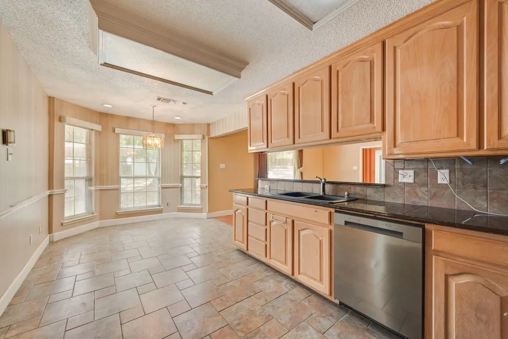 Kitchen breakfast nook