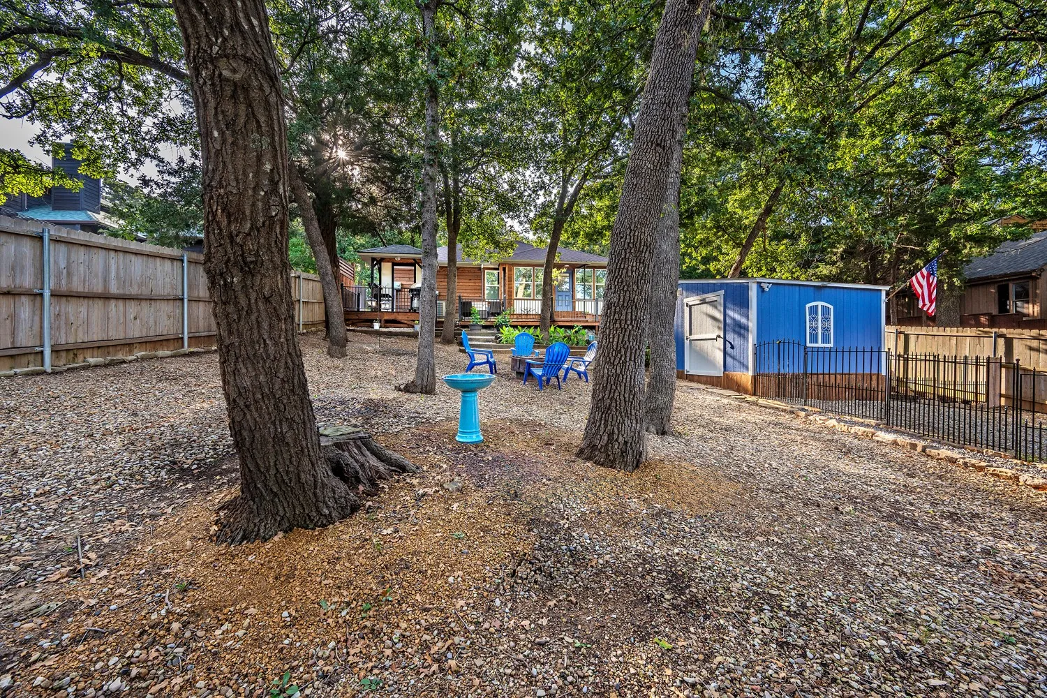 Single Family Residence For Sale in Grayson County , 153 Bridlepath Drive, Pottsboro, Texas 75076, 3 Bedroom, 2 Bathroom, Garage spaces, 1,491 Sqft, built in 2008, mls#21349341, Real Estate Agent in Pottsboro, Homes For Sale in Grayson county, Homes For Sale in Pottsboro, Realtor in Pottsboro Texas, Real Estate Brokerage Independent Realty Texas, Luminita Cordes Realtor