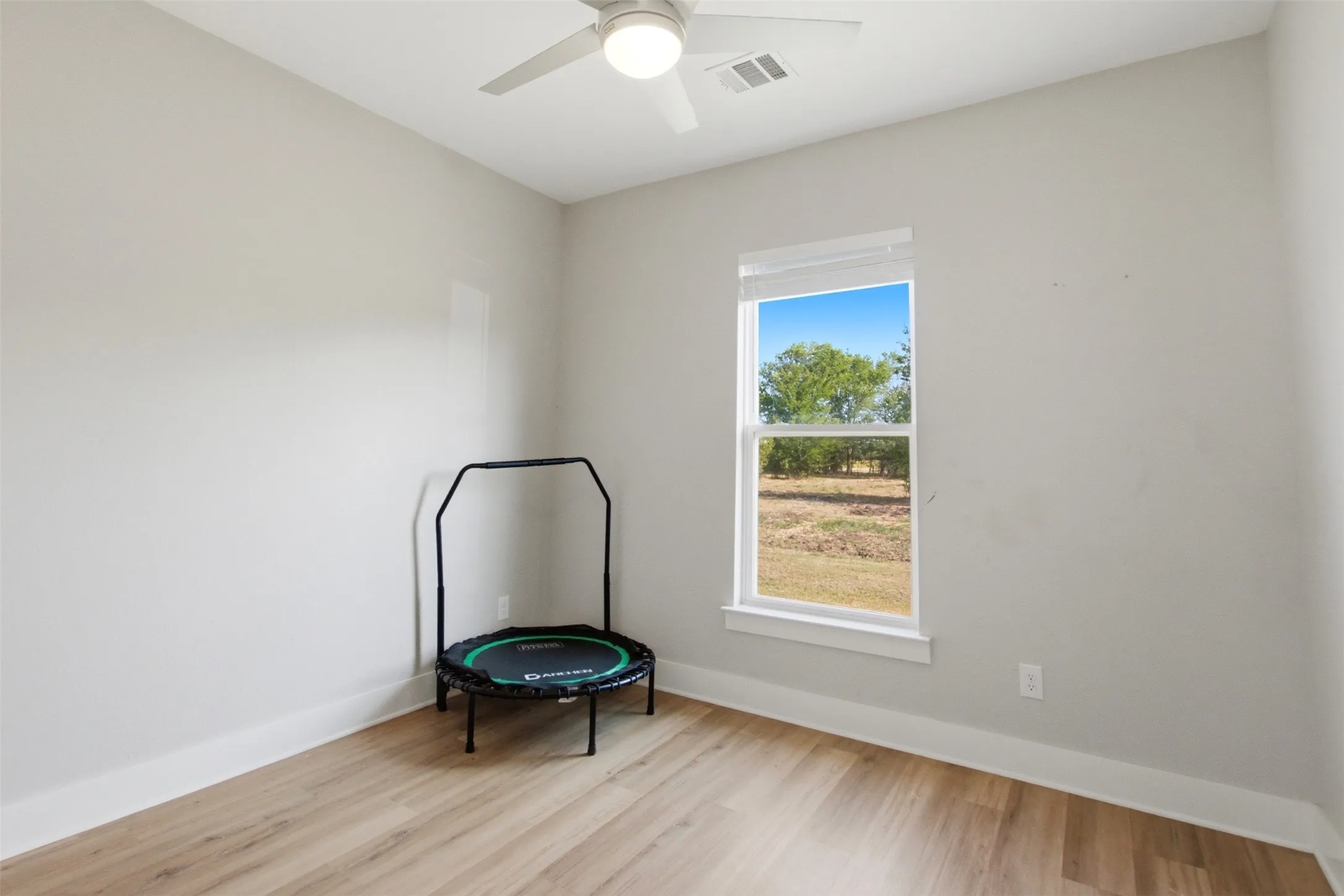 Single Family Residence For Sale in Kaufman County , 6620 Taylor Ranch Loop, Kaufman, Texas 75142, 7 Bedroom, 4 Bathroom, Garage spaces, 3,187 Sqft, built in 2024, mls#21348337, Real Estate Agent in Kaufman, Homes For Sale in Kaufman county, Homes For Sale in Kaufman, Realtor in Kaufman Texas, Real Estate Brokerage Independent Realty Texas, Luminita Cordes Realtor