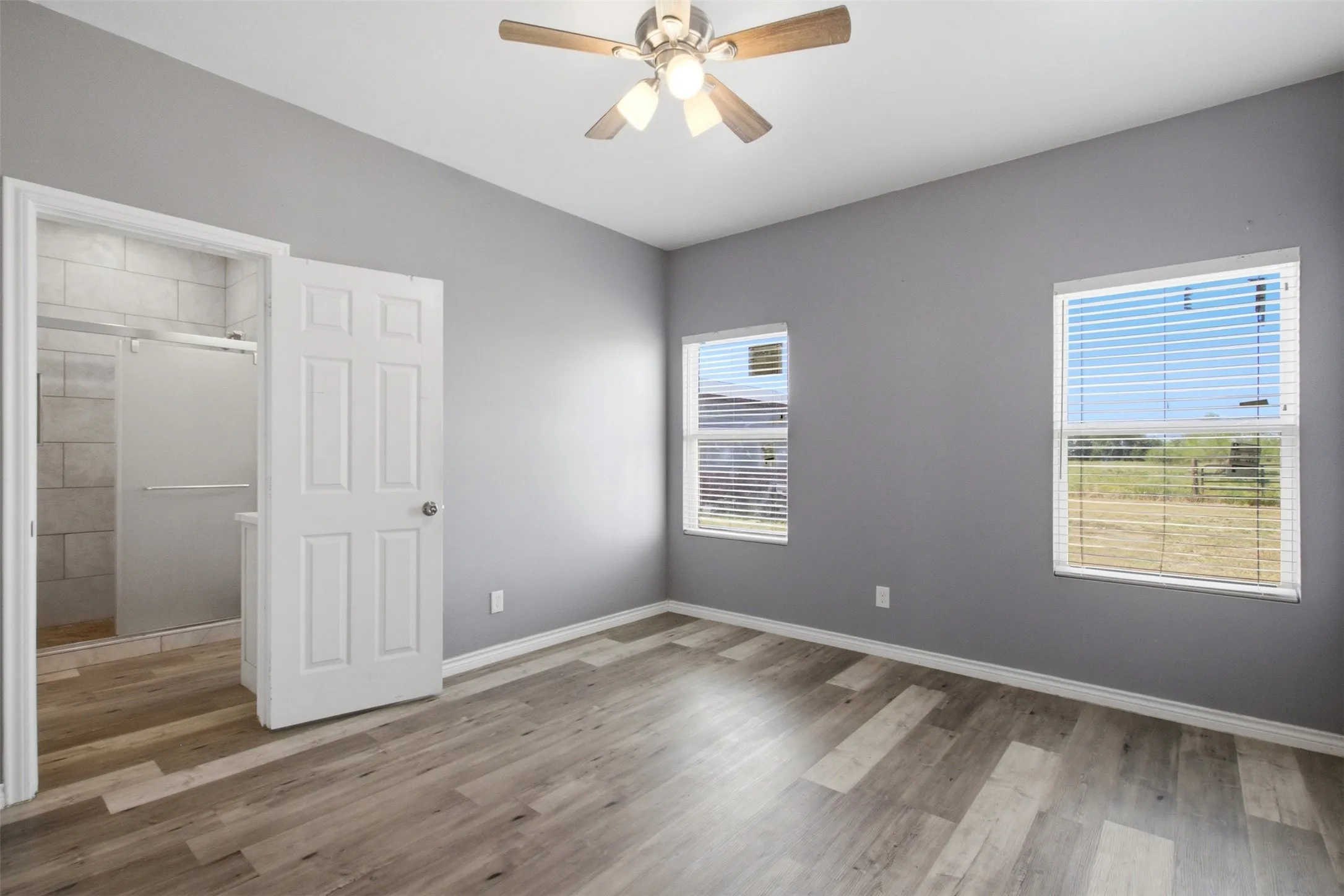 Single Family Residence For Sale in Kaufman County , 6620 Taylor Ranch Loop, Kaufman, Texas 75142, 7 Bedroom, 4 Bathroom, Garage spaces, 3,187 Sqft, built in 2024, mls#21348337, Real Estate Agent in Kaufman, Homes For Sale in Kaufman county, Homes For Sale in Kaufman, Realtor in Kaufman Texas, Real Estate Brokerage Independent Realty Texas, Luminita Cordes Realtor