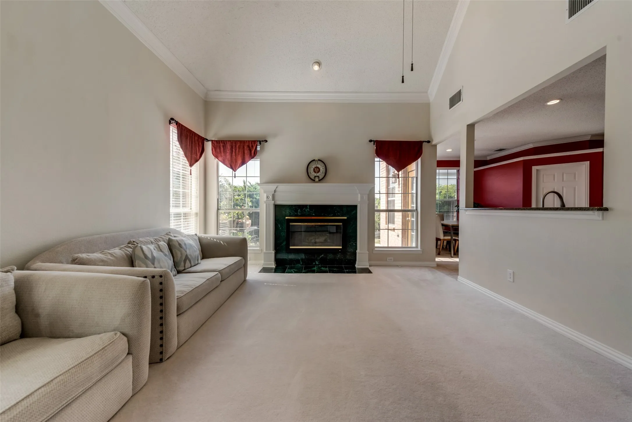 Single Family Residence For Sale in Denton County , 3809 Rockbrook Drive, Carrollton, Texas 75007, 4 Bedroom, 3 Bathroom, 2 Garage spaces, 2,898 Sqft, built in 1993, mls#21349426, Real Estate Agent in Carrollton, Homes For Sale in Denton county, Homes For Sale in Carrollton, Realtor in Carrollton Texas, Real Estate Brokerage Independent Realty Texas, Luminita Cordes Realtor