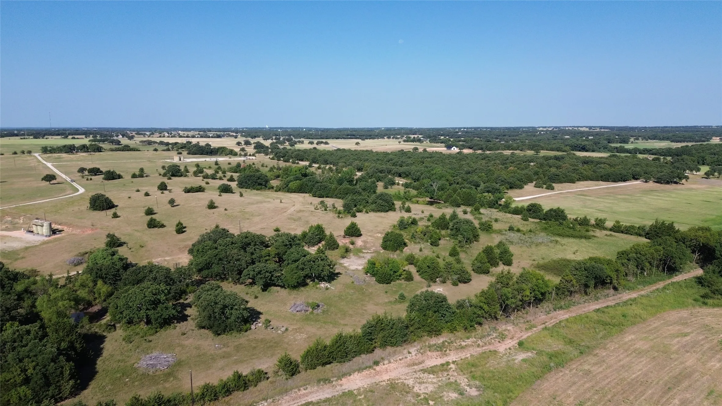 Improved Land For Sale in Montague County , Tract 3 Well Service Road, Bowie, Texas 76230, 0, 0, Garage spaces, 0 Sqft, built in 0, mls#21349683, Real Estate Agent in Bowie, Homes For Sale in Montague county, Homes For Sale in Bowie, Realtor in Bowie Texas, Real Estate Brokerage Independent Realty Texas, Luminita Cordes Realtor