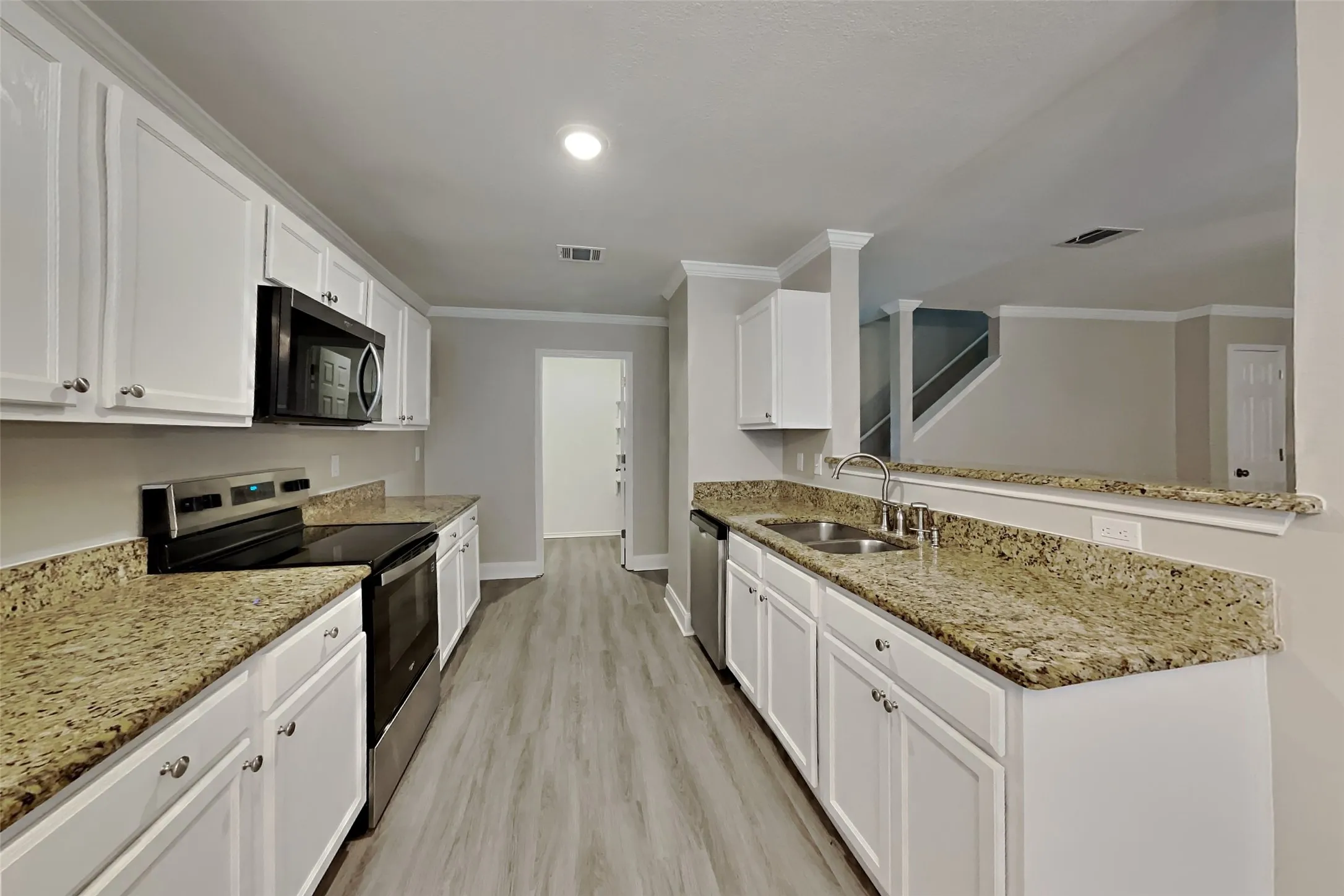 Single Family Residence For Rent in Rockwall County , 2903 Lake Vista Drive, Wylie, Texas 75098, 4 Bedroom, 3 Bathroom, 2 Garage spaces, 2,293 Sqft, built in 2005, mls#21349710, Real Estate Agent in Wylie, Homes For Rent in Rockwall county, Homes For Rent in Wylie, Realtor in Wylie Texas, Real Estate Brokerage Independent Realty Texas, Luminita Cordes Realtor