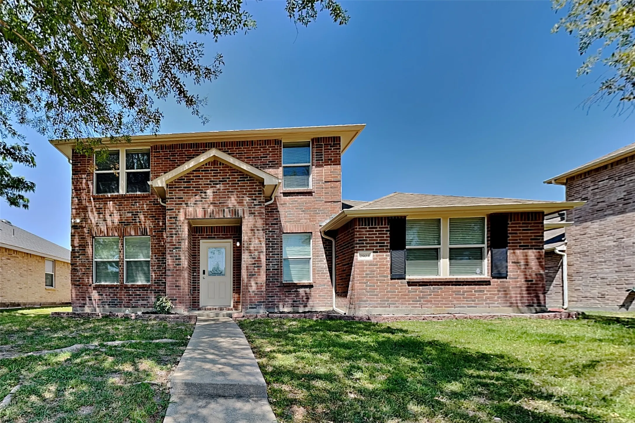 Single Family Residence For Rent in Rockwall County , 2903 Lake Vista Drive, Wylie, Texas 75098, 4 Bedroom, 3 Bathroom, 2 Garage spaces, 2,293 Sqft, built in 2005, mls#21349710, Real Estate Agent in Wylie, Homes For Rent in Rockwall county, Homes For Rent in Wylie, Realtor in Wylie Texas, Real Estate Brokerage Independent Realty Texas, Luminita Cordes Realtor