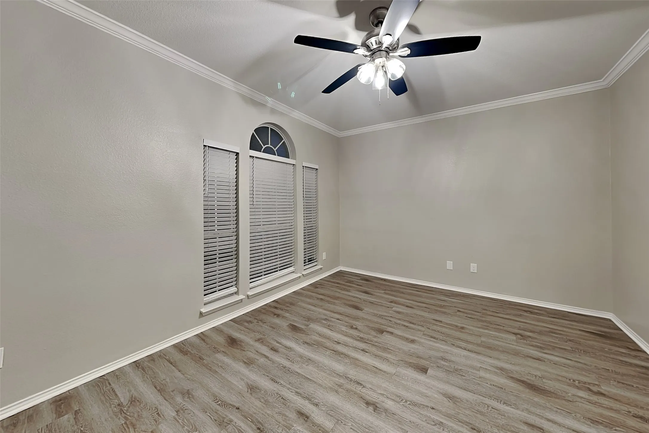 Single Family Residence For Rent in Dallas County , 7202 Gillon Drive, Rowlett, Texas 75089, 4 Bedroom, 3 Bathroom, 2 Garage spaces, 2,894 Sqft, built in 1993, mls#21349714, Real Estate Agent in Rowlett, Homes For Rent in Dallas county, Homes For Rent in Rowlett, Realtor in Rowlett Texas, Real Estate Brokerage Independent Realty Texas, Luminita Cordes Realtor