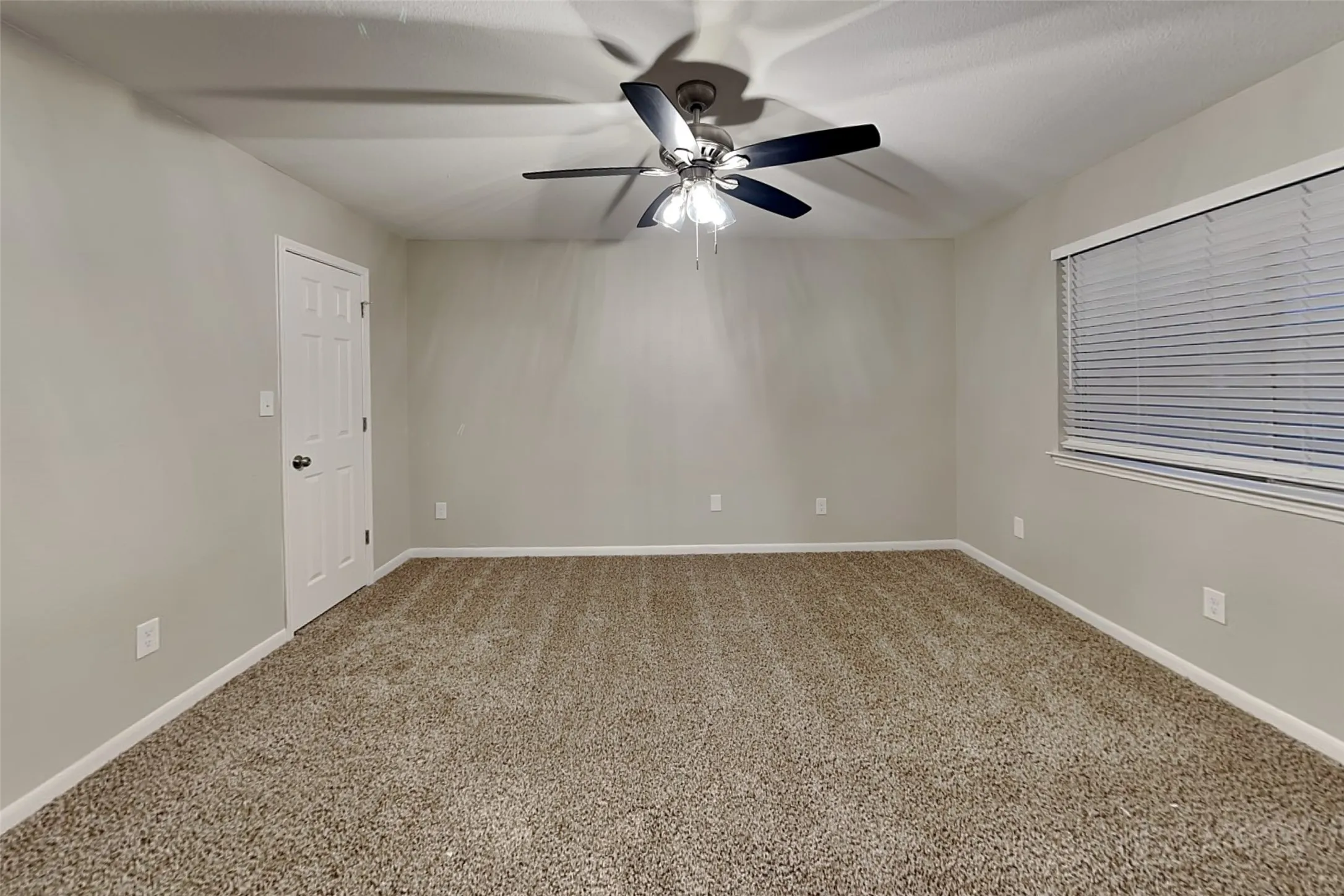 Single Family Residence For Rent in Dallas County , 7202 Gillon Drive, Rowlett, Texas 75089, 4 Bedroom, 3 Bathroom, 2 Garage spaces, 2,894 Sqft, built in 1993, mls#21349714, Real Estate Agent in Rowlett, Homes For Rent in Dallas county, Homes For Rent in Rowlett, Realtor in Rowlett Texas, Real Estate Brokerage Independent Realty Texas, Luminita Cordes Realtor