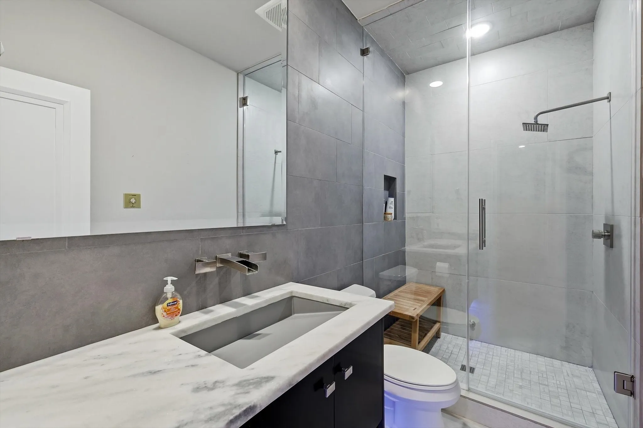 Bathroom 3 with Steam Shower