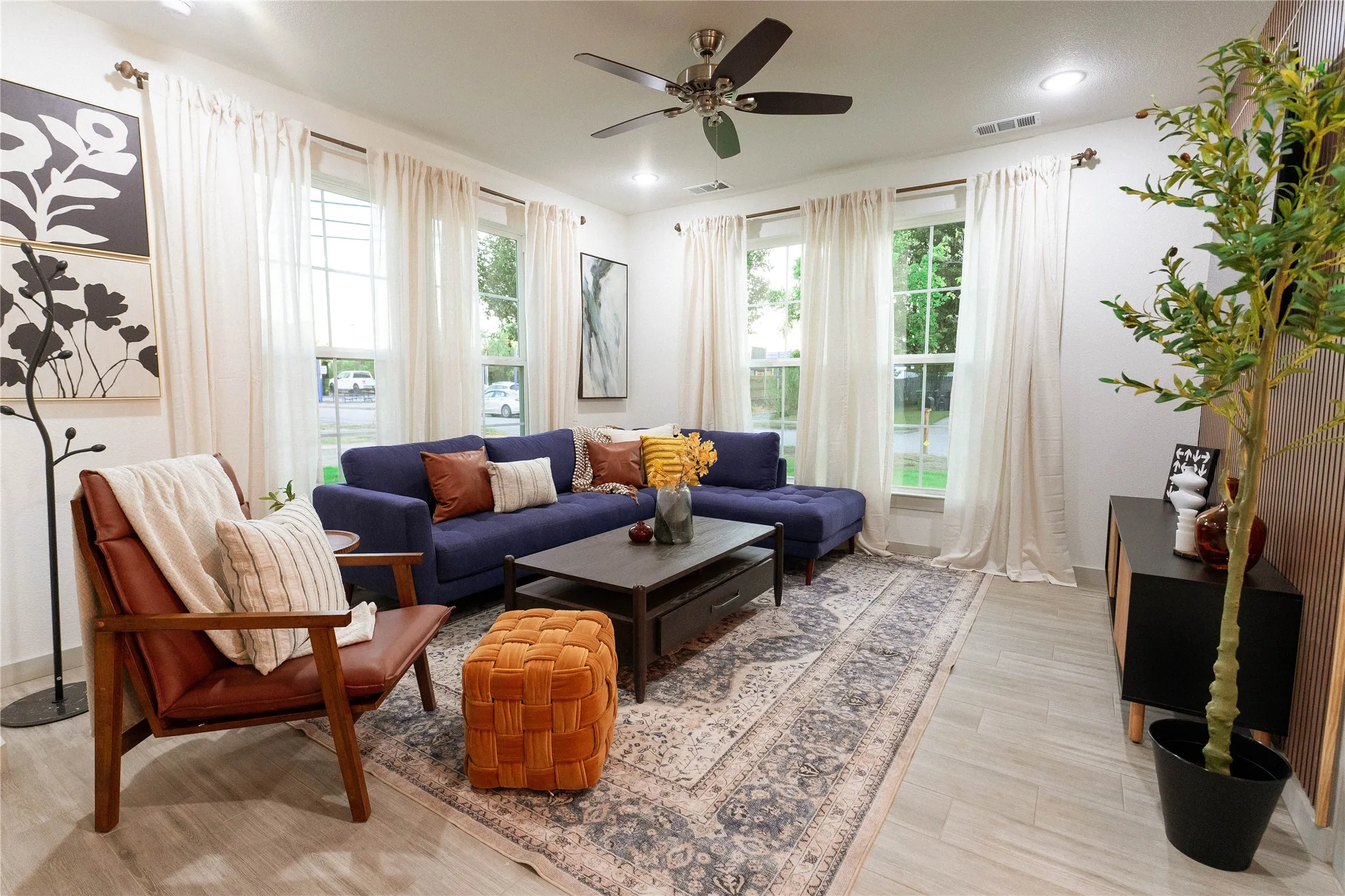 Duplex For Sale in Tarrant County , 305 Jefferson Street, Arlington, Texas 76012, 6 Bedroom, 6 Bathroom, Garage spaces, 0 Sqft, built in 2024, mls#21349749, Real Estate Agent in Arlington, Homes For Sale in Tarrant county, Homes For Sale in Arlington, Realtor in Arlington Texas, Real Estate Brokerage Independent Realty Texas, Luminita Cordes Realtor
