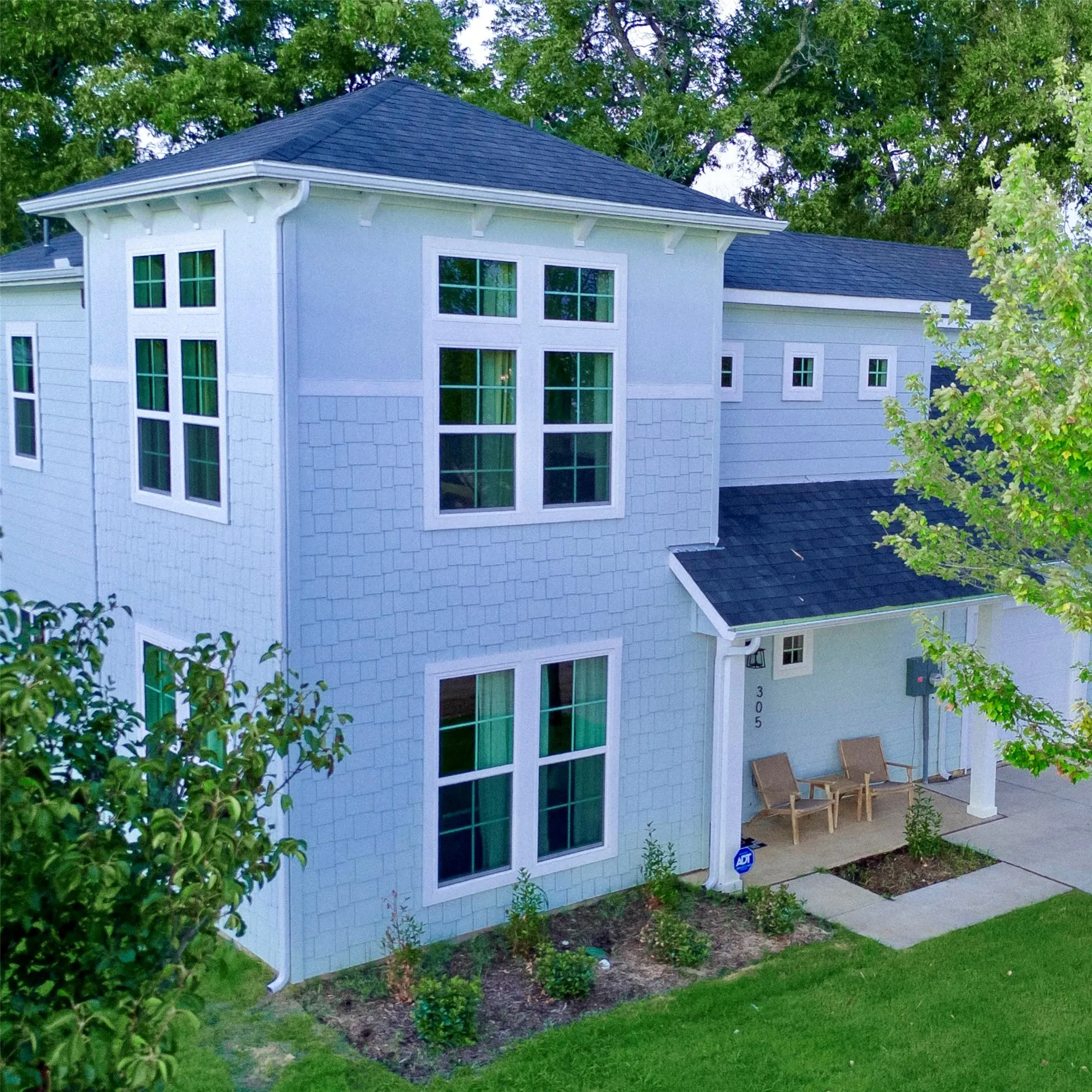 Duplex For Sale in Tarrant County , 305 Jefferson Street, Arlington, Texas 76012, 6 Bedroom, 6 Bathroom, Garage spaces, 0 Sqft, built in 2024, mls#21349749, Real Estate Agent in Arlington, Homes For Sale in Tarrant county, Homes For Sale in Arlington, Realtor in Arlington Texas, Real Estate Brokerage Independent Realty Texas, Luminita Cordes Realtor