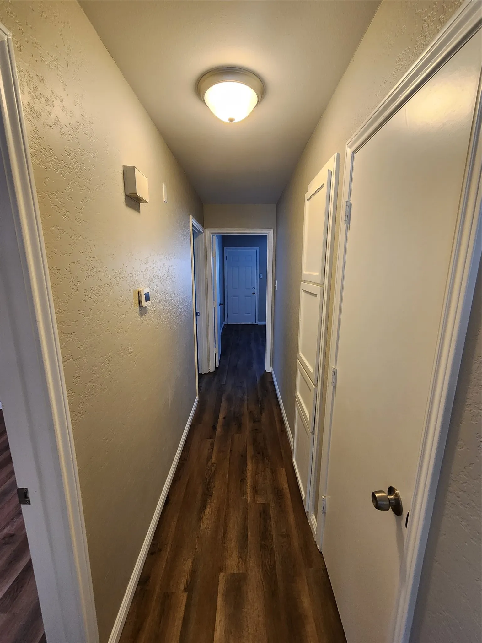 Duplex For Rent in Tarrant County , 350 Spring Branch Lane, Kennedale, Texas 76060, 3 Bedrooms, 2 Bathrooms, 1 Garage spaces, 1,170 Sqft, built in 1983, Price $1,800, mls#21349748, Real Estate Agent in Kennedale, Homes For Rent in Tarrant county, Homes For Rent in Kennedale, Realtor in Kennedale Texas, Real Estate Brokerage Independent Realty Texas, Luminita Cordes Realtor