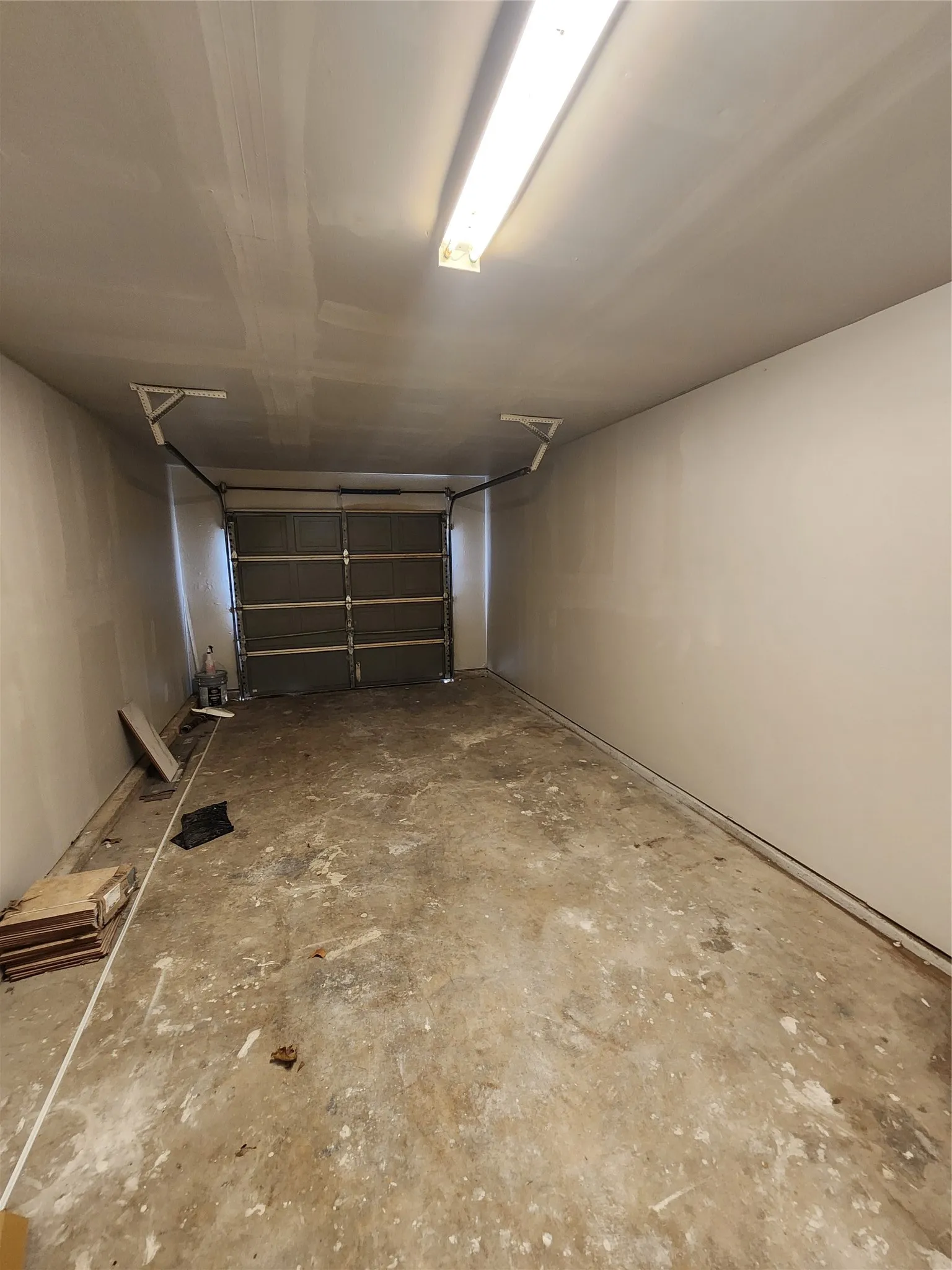 Duplex For Rent in Tarrant County , 350 Spring Branch Lane, Kennedale, Texas 76060, 3 Bedrooms, 2 Bathrooms, 1 Garage spaces, 1,170 Sqft, built in 1983, Price $1,800, mls#21349748, Real Estate Agent in Kennedale, Homes For Rent in Tarrant county, Homes For Rent in Kennedale, Realtor in Kennedale Texas, Real Estate Brokerage Independent Realty Texas, Luminita Cordes Realtor