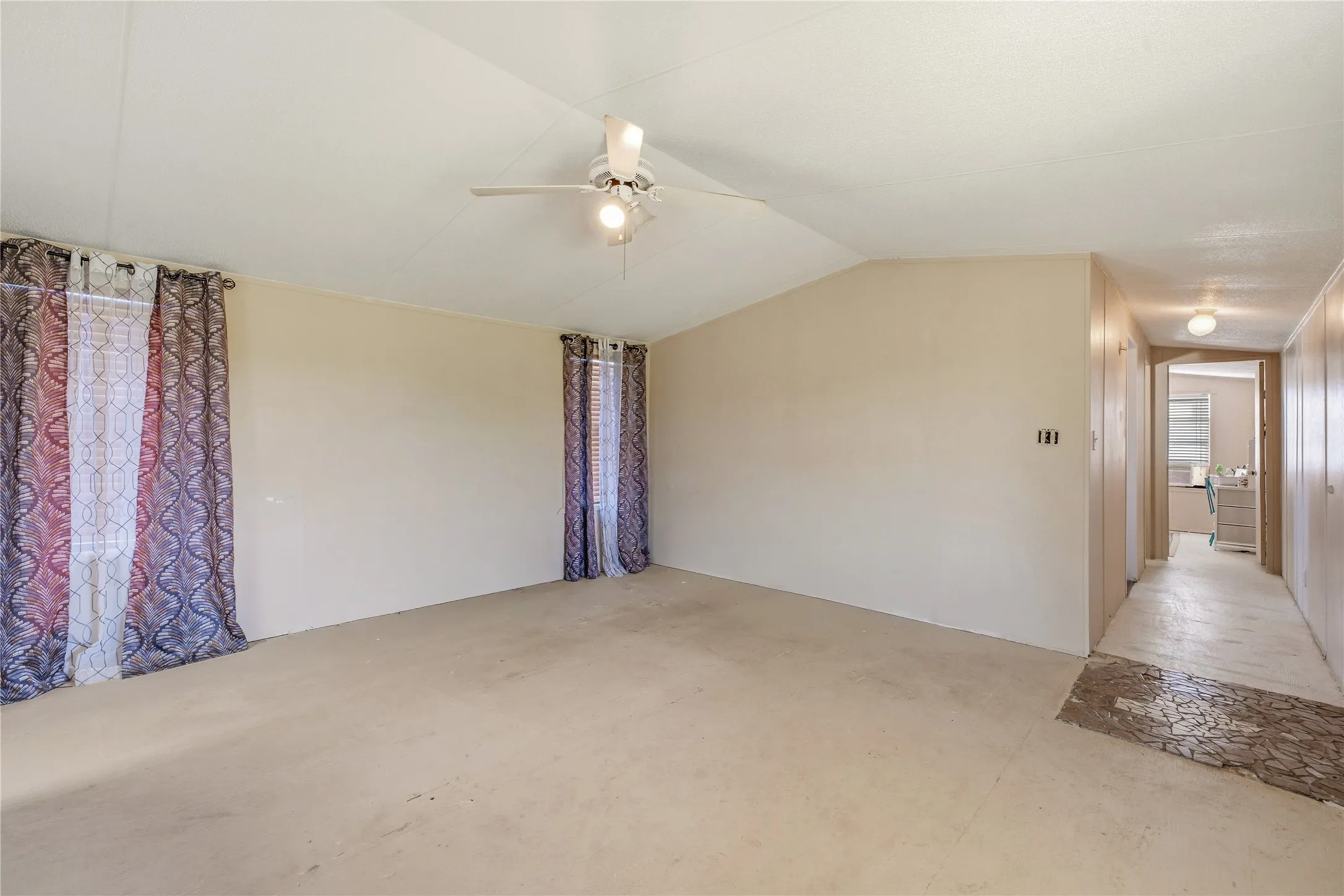 Mobile Home For Sale in Hamilton County , 374 PR 118A, Carlton, Texas 76436, 3 Bedroom, 2 Bathroom, Garage spaces, 1,216 Sqft, built in 1997, mls#21348034, Real Estate Agent in Carlton, Homes For Sale in Hamilton county, Homes For Sale in Carlton, Realtor in Carlton Texas, Real Estate Brokerage Independent Realty Texas, Luminita Cordes Realtor