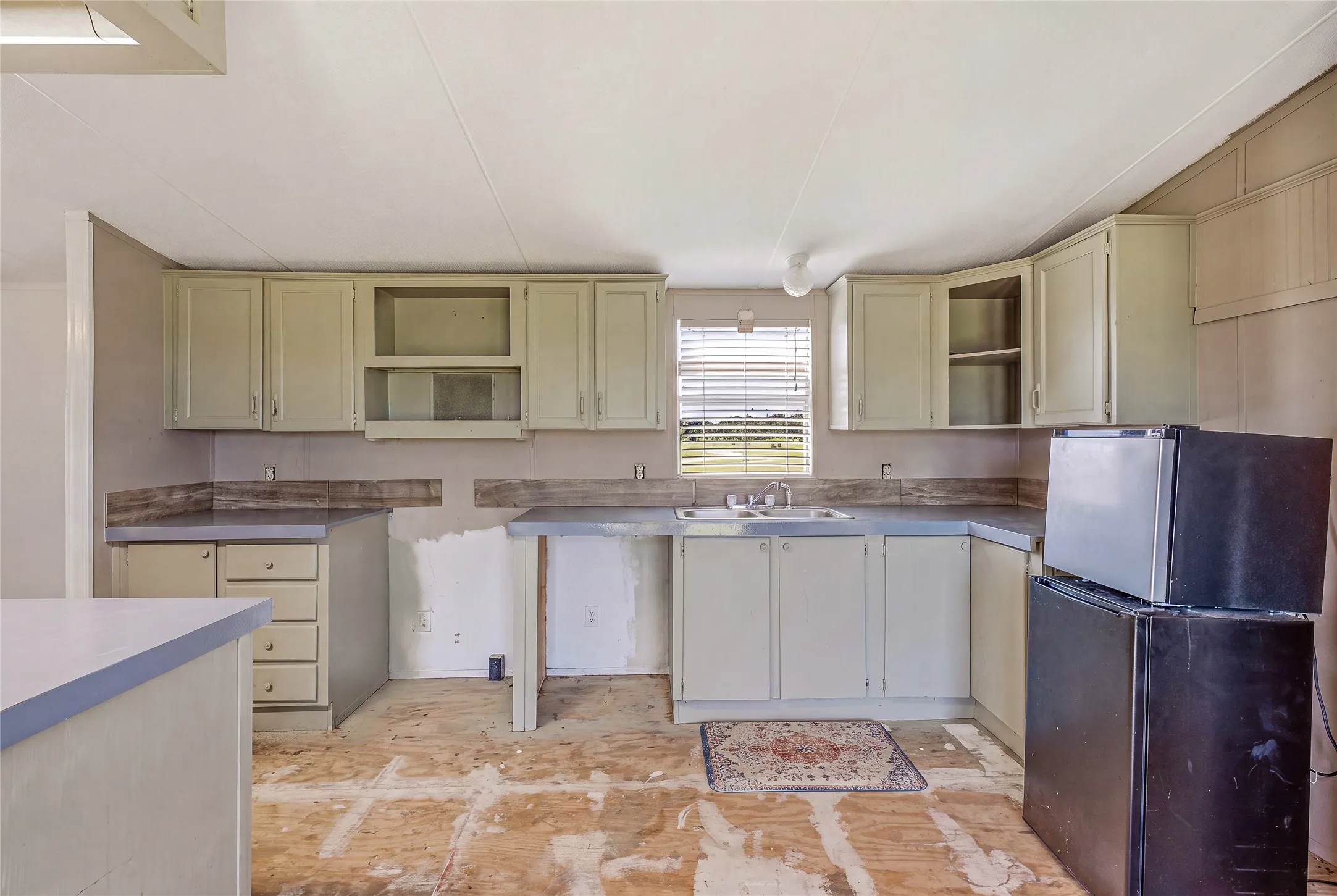 Mobile Home For Sale in Hamilton County , 374 PR 118A, Carlton, Texas 76436, 3 Bedroom, 2 Bathroom, Garage spaces, 1,216 Sqft, built in 1997, mls#21348034, Real Estate Agent in Carlton, Homes For Sale in Hamilton county, Homes For Sale in Carlton, Realtor in Carlton Texas, Real Estate Brokerage Independent Realty Texas, Luminita Cordes Realtor