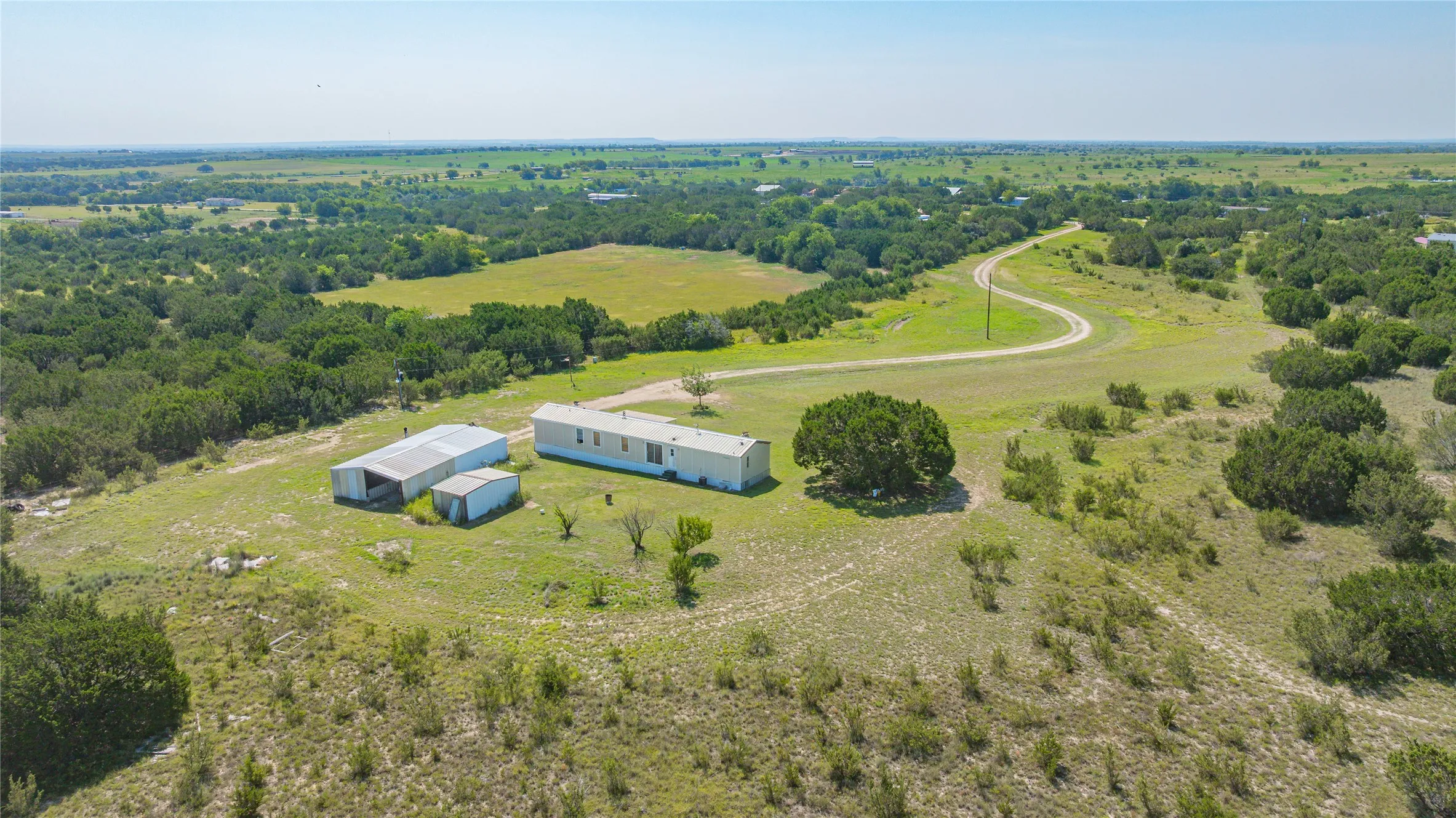 Mobile Home For Sale in Hamilton County , 374 PR 118A, Carlton, Texas 76436, 3 Bedroom, 2 Bathroom, Garage spaces, 1,216 Sqft, built in 1997, mls#21348034, Real Estate Agent in Carlton, Homes For Sale in Hamilton county, Homes For Sale in Carlton, Realtor in Carlton Texas, Real Estate Brokerage Independent Realty Texas, Luminita Cordes Realtor