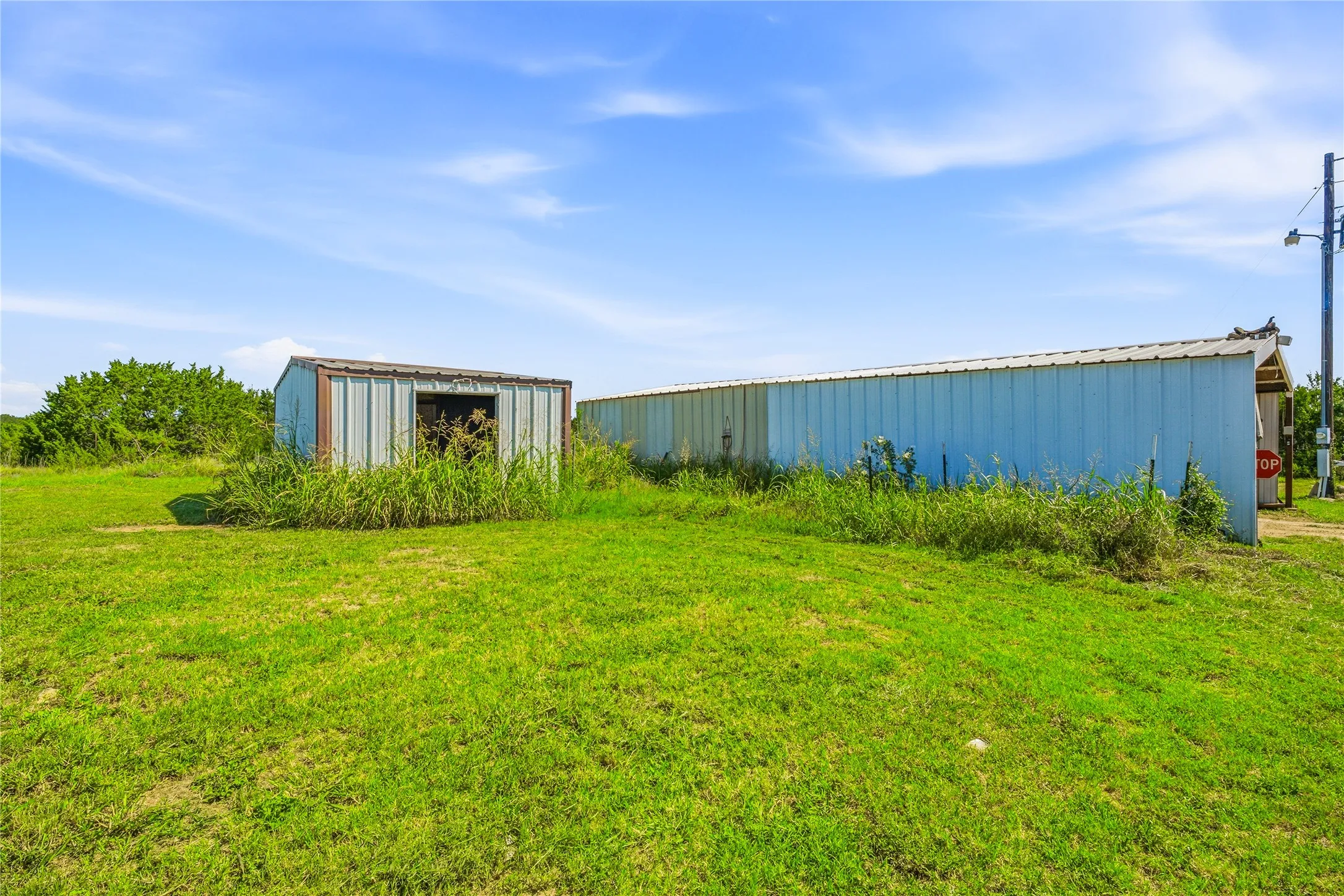 Mobile Home For Sale in Hamilton County , 374 PR 118A, Carlton, Texas 76436, 3 Bedroom, 2 Bathroom, Garage spaces, 1,216 Sqft, built in 1997, mls#21348034, Real Estate Agent in Carlton, Homes For Sale in Hamilton county, Homes For Sale in Carlton, Realtor in Carlton Texas, Real Estate Brokerage Independent Realty Texas, Luminita Cordes Realtor