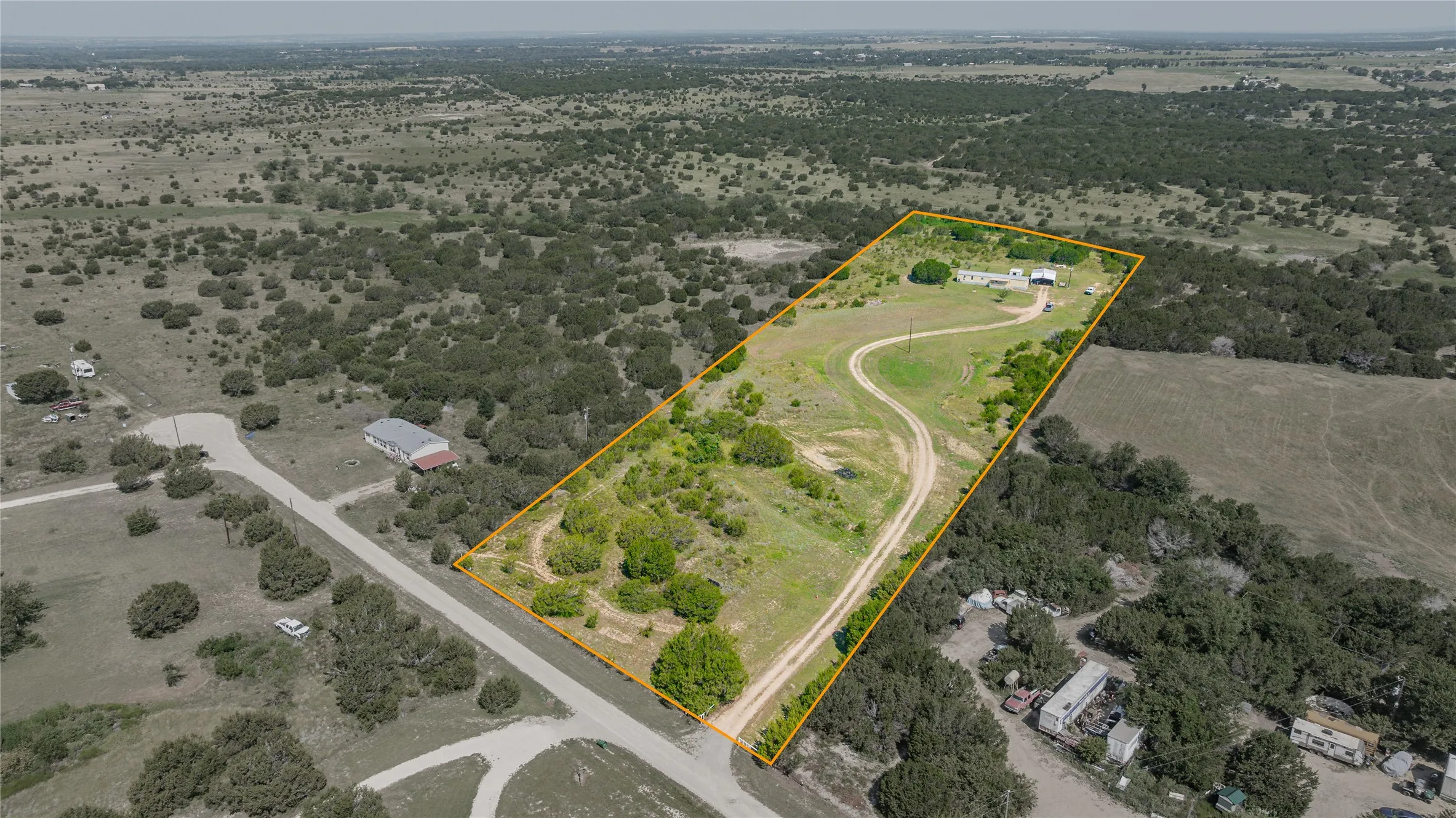 Mobile Home For Sale in Hamilton County , 374 PR 118A, Carlton, Texas 76436, 3 Bedroom, 2 Bathroom, Garage spaces, 1,216 Sqft, built in 1997, mls#21348034, Real Estate Agent in Carlton, Homes For Sale in Hamilton county, Homes For Sale in Carlton, Realtor in Carlton Texas, Real Estate Brokerage Independent Realty Texas, Luminita Cordes Realtor