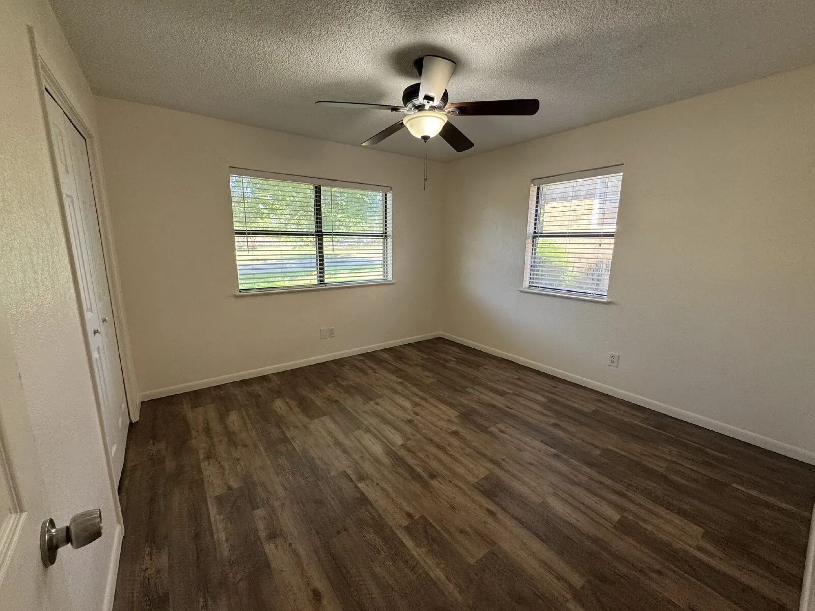 Single Family Residence For Rent in Erath County , 208 Prairie Wind Boulevard, Stephenville, Texas 76401, 3 Bedroom, 2 Bathroom, 2 Garage spaces, 1,655 Sqft, built in 1979, mls#21349753, Real Estate Agent in Stephenville, Homes For Rent in Erath county, Homes For Rent in Stephenville, Realtor in Stephenville Texas, Real Estate Brokerage Independent Realty Texas, Luminita Cordes Realtor