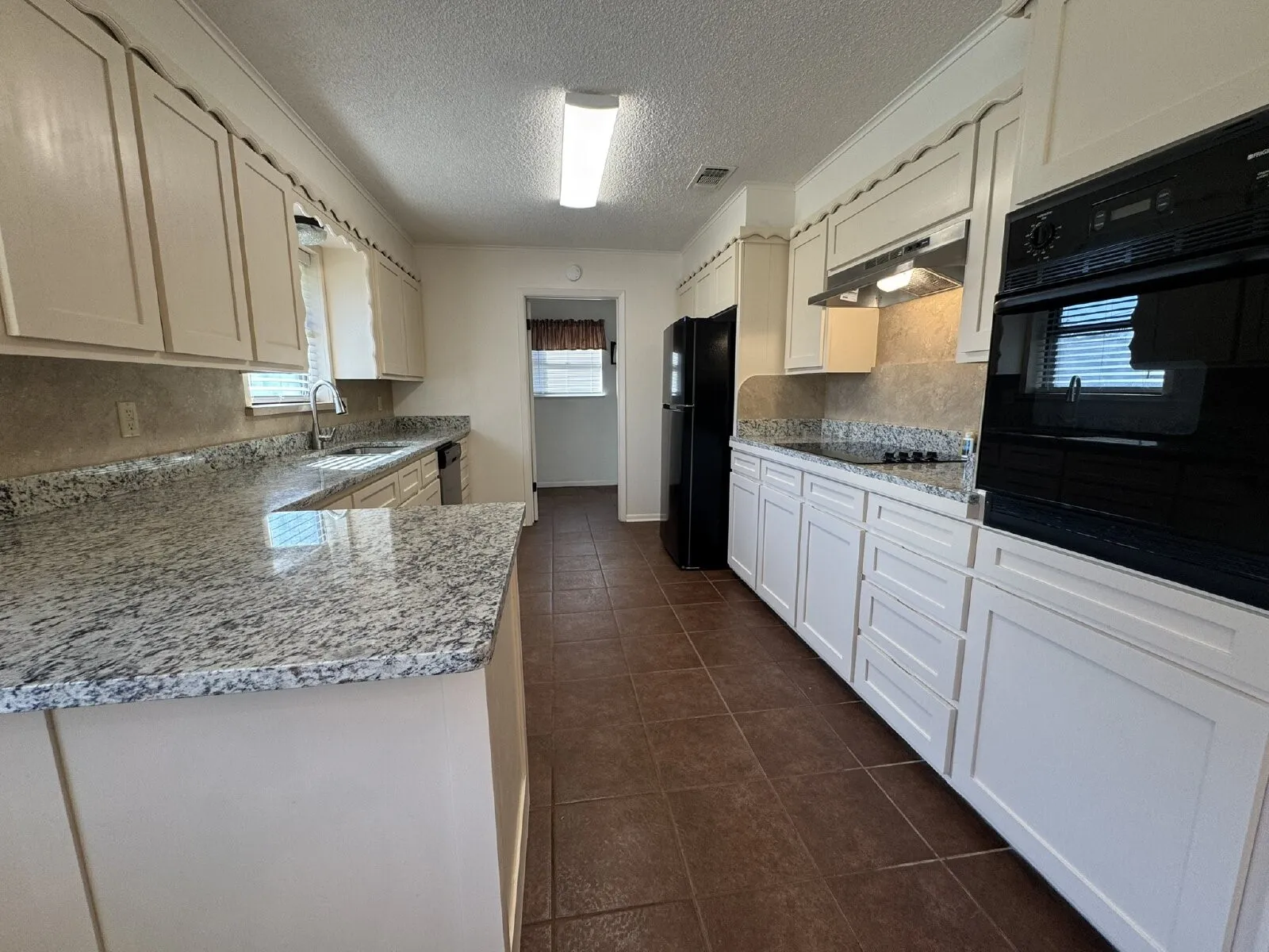 Single Family Residence For Rent in Erath County , 208 Prairie Wind Boulevard, Stephenville, Texas 76401, 3 Bedroom, 2 Bathroom, 2 Garage spaces, 1,655 Sqft, built in 1979, mls#21349753, Real Estate Agent in Stephenville, Homes For Rent in Erath county, Homes For Rent in Stephenville, Realtor in Stephenville Texas, Real Estate Brokerage Independent Realty Texas, Luminita Cordes Realtor