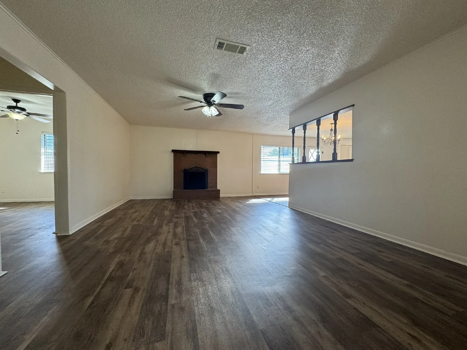 Single Family Residence For Rent in Erath County , 208 Prairie Wind Boulevard, Stephenville, Texas 76401, 3 Bedroom, 2 Bathroom, 2 Garage spaces, 1,655 Sqft, built in 1979, mls#21349753, Real Estate Agent in Stephenville, Homes For Rent in Erath county, Homes For Rent in Stephenville, Realtor in Stephenville Texas, Real Estate Brokerage Independent Realty Texas, Luminita Cordes Realtor