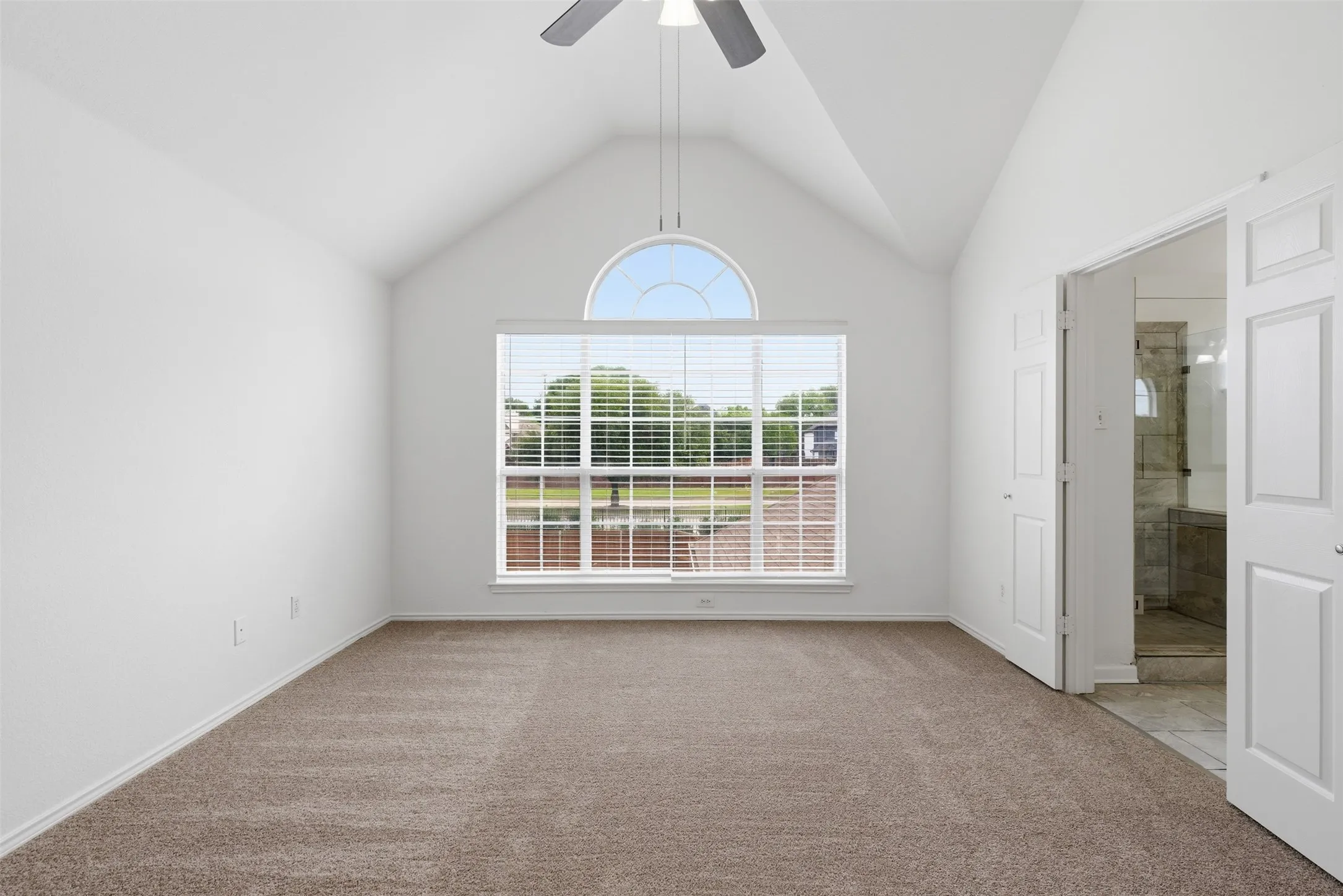 Single Family Residence For Rent in Collin County , 3221 Corning Drive, Plano, Texas 75023, 3 Bedroom, 3 Bathroom, 2 Garage spaces, 1,919 Sqft, built in 1994, mls#21349758, Real Estate Agent in Plano, Homes For Rent in Collin county, Homes For Rent in Plano, Realtor in Plano Texas, Real Estate Brokerage Independent Realty Texas, Luminita Cordes Realtor