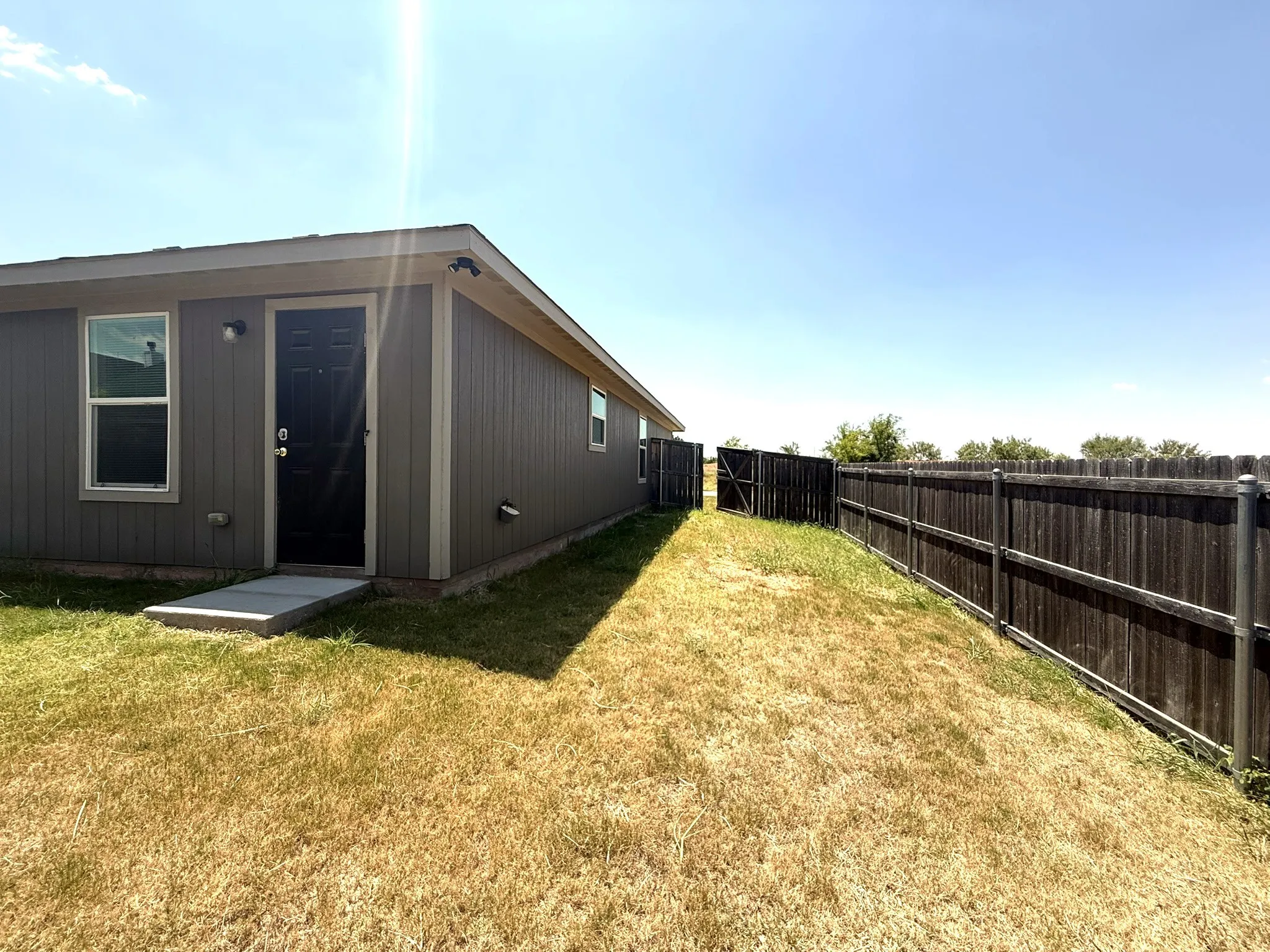 Single Family Residence For Sale in Taylor County , 7649 Vineyard Drive, Abilene, Texas 79606, 3 Bedroom, 2 Bathroom, 2 Garage spaces, 1,314 Sqft, built in 2022, mls#21346441, Real Estate Agent in Abilene, Homes For Sale in Taylor county, Homes For Sale in Abilene, Realtor in Abilene Texas, Real Estate Brokerage Independent Realty Texas, Luminita Cordes Realtor