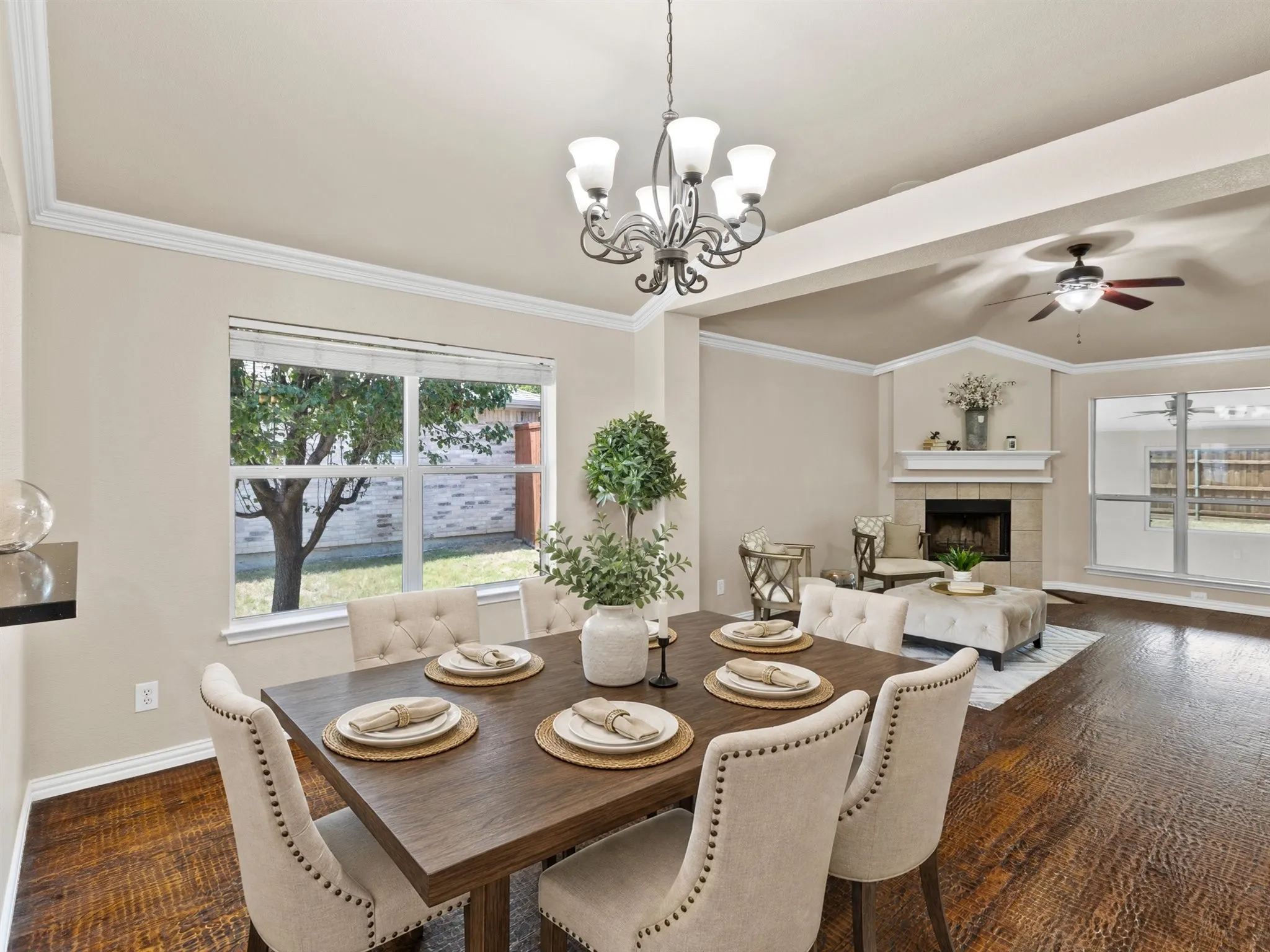 Single Family Residence For Sale in Collin County , 325 Lake Travis Drive, Wylie, Texas 75098, 3 Bedroom, 2 Bathroom, 2 Garage spaces, 1,479 Sqft, built in 2001, mls#21349743, Real Estate Agent in Wylie, Homes For Sale in Collin county, Homes For Sale in Wylie, Realtor in Wylie Texas, Real Estate Brokerage Independent Realty Texas, Luminita Cordes Realtor