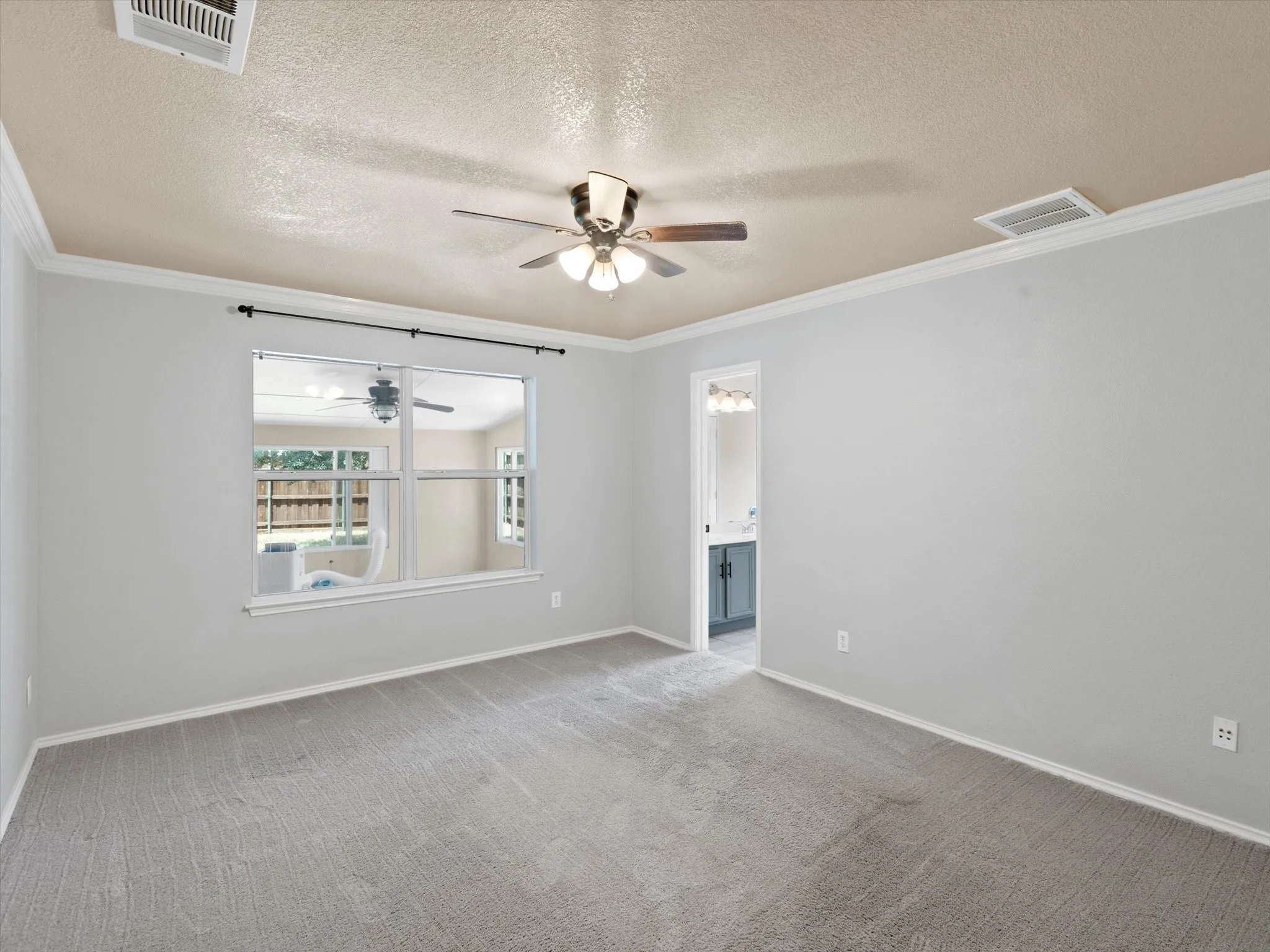 Single Family Residence For Sale in Collin County , 325 Lake Travis Drive, Wylie, Texas 75098, 3 Bedroom, 2 Bathroom, 2 Garage spaces, 1,479 Sqft, built in 2001, mls#21349743, Real Estate Agent in Wylie, Homes For Sale in Collin county, Homes For Sale in Wylie, Realtor in Wylie Texas, Real Estate Brokerage Independent Realty Texas, Luminita Cordes Realtor