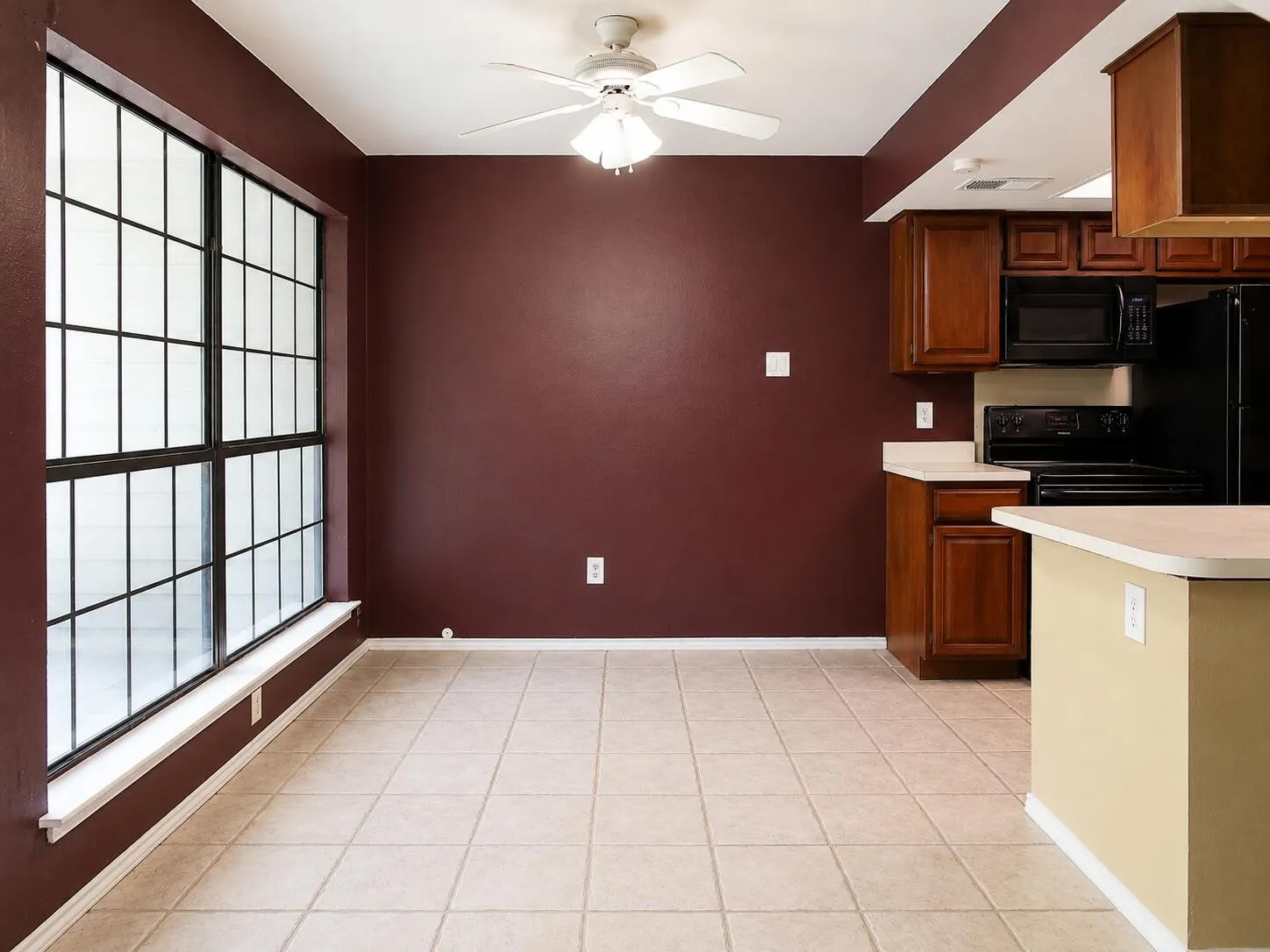 Condominium For Sale in Dallas County , 4452 Chaha Road 202, Garland, Texas 75043, 2 Bedroom, 2 Bathroom, Garage spaces, 943 Sqft, built in 1981, mls#21349765, Real Estate Agent in Garland, Homes For Sale in Dallas county, Homes For Sale in Garland, Realtor in Garland Texas, Real Estate Brokerage Independent Realty Texas, Luminita Cordes Realtor