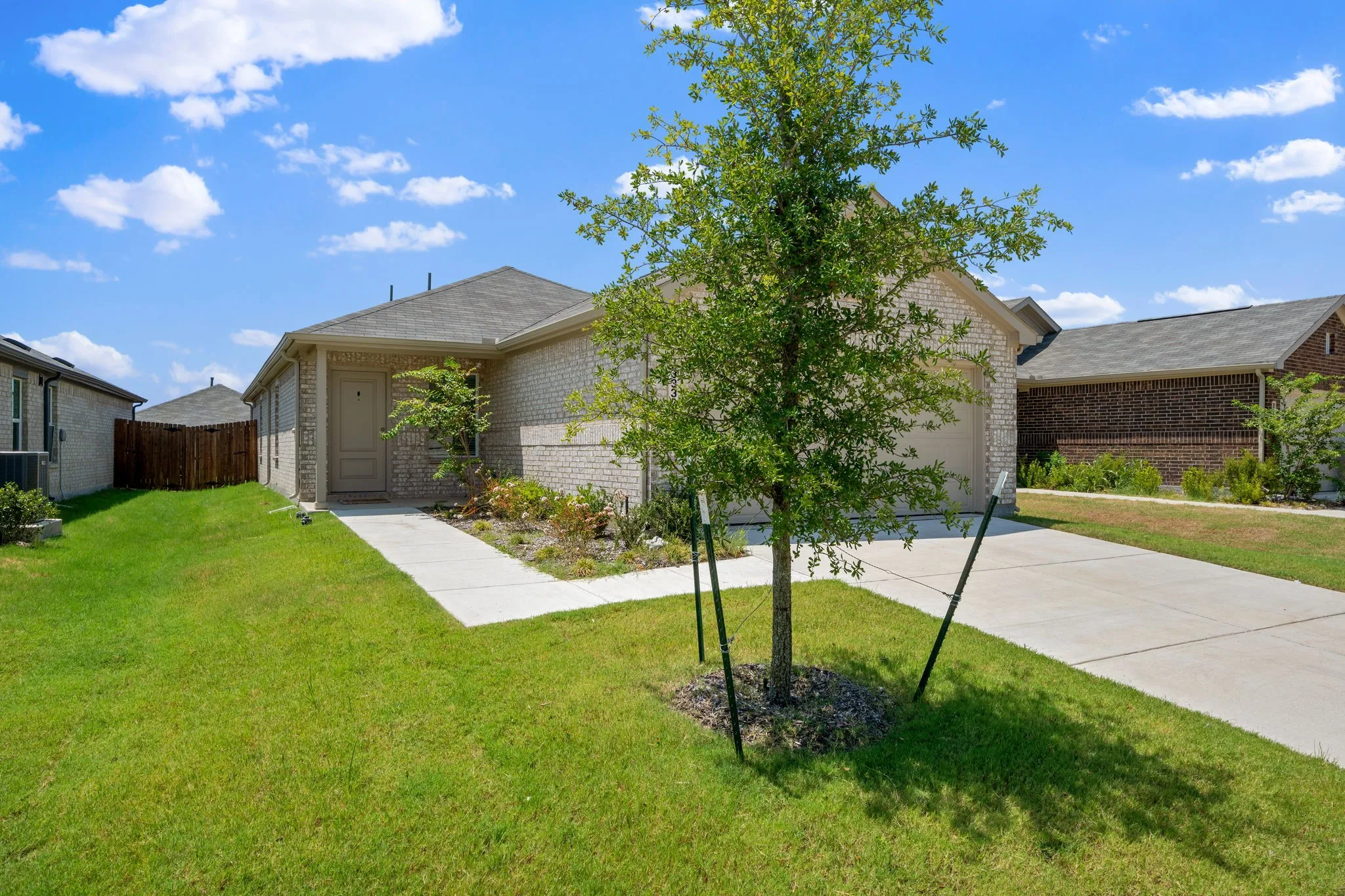 Single Family Residence For Sale in Kaufman County , 3332 Watterson Way, Crandall, Texas 75114, 3 Bedroom, 2 Bathroom, 2 Garage spaces, 1,461 Sqft, built in 2025, mls#21347737, Real Estate Agent in Crandall, Homes For Sale in Kaufman county, Homes For Sale in Crandall, Realtor in Crandall Texas, Real Estate Brokerage Independent Realty Texas, Luminita Cordes Realtor