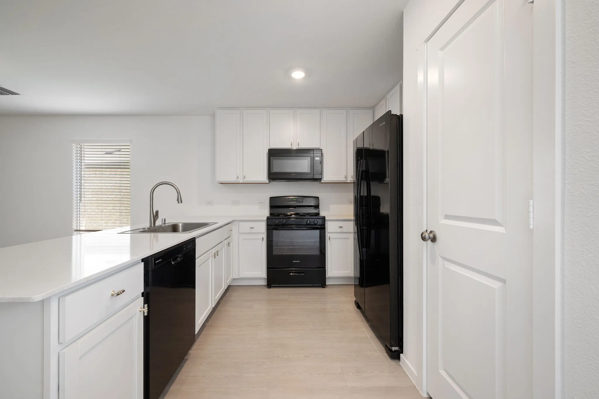 Single Family Residence For Sale in Kaufman County , 3332 Watterson Way, Crandall, Texas 75114, 3 Bedroom, 2 Bathroom, 2 Garage spaces, 1,461 Sqft, built in 2025, mls#21347737, Real Estate Agent in Crandall, Homes For Sale in Kaufman county, Homes For Sale in Crandall, Realtor in Crandall Texas, Real Estate Brokerage Independent Realty Texas, Luminita Cordes Realtor