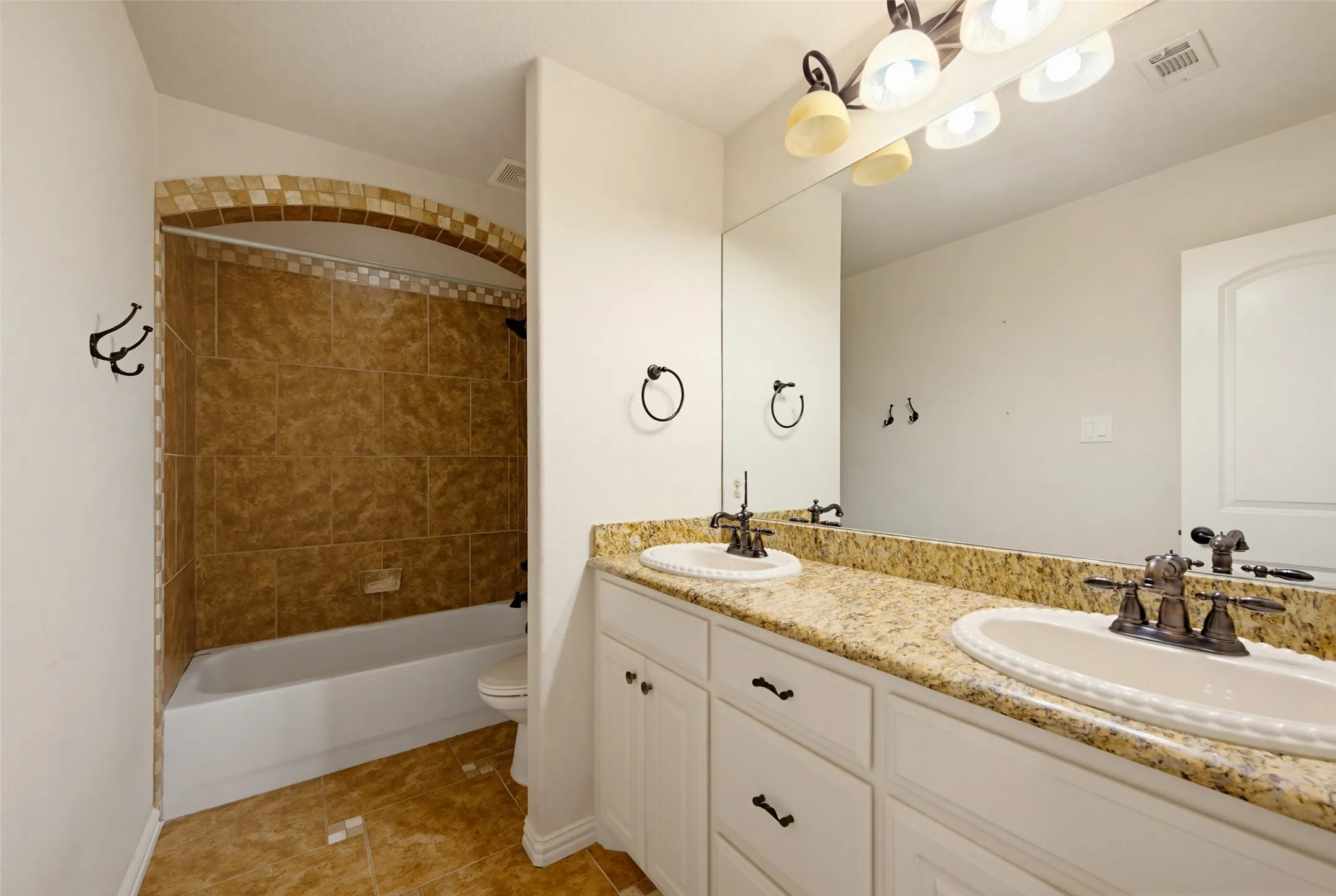 2nd level full bathroom