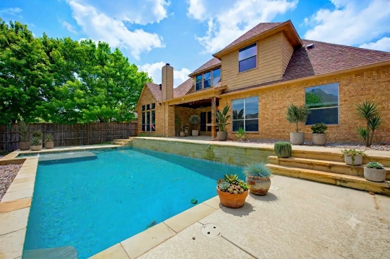 Virtually staged potted plants . Large swimming pool. 10 ft deep 4 feet on shallow end.
