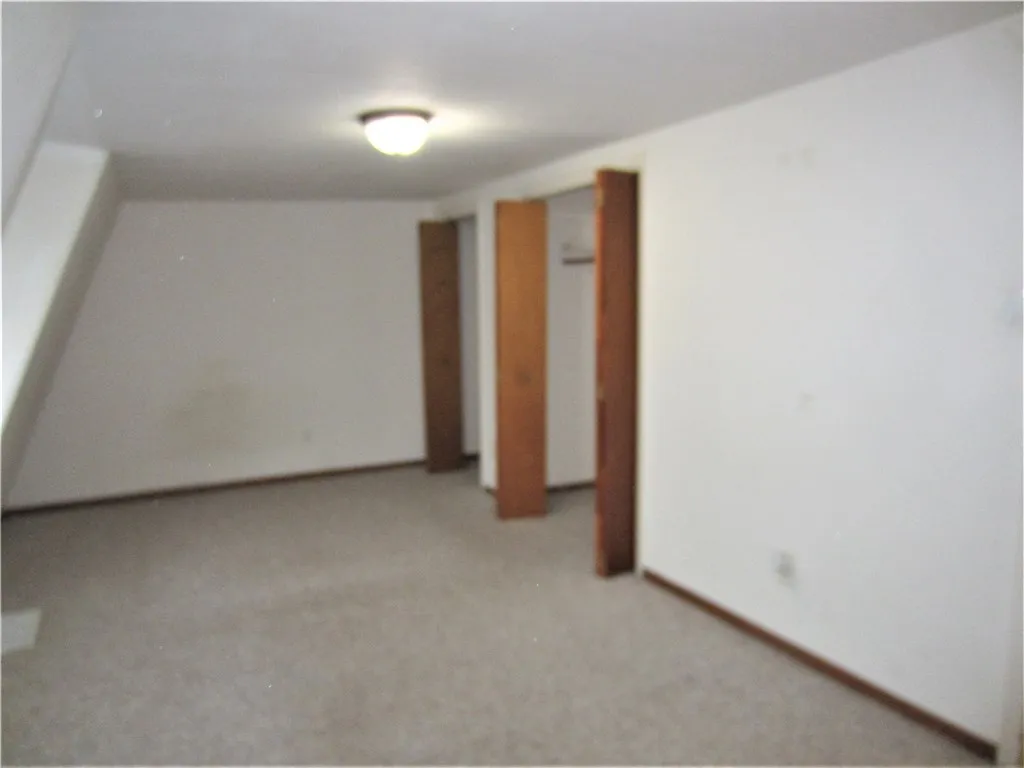 Single Family Residence For Rent in Denton County , 206 Solar Way, Denton, Texas 76207, 3 Bedroom, 2 Bathroom, 2 Garage spaces, 1,864 Sqft, built in 1981, mls#21349780, Real Estate Agent in Denton, Homes For Rent in Denton county, Homes For Rent in Denton, Realtor in Denton Texas, Real Estate Brokerage Independent Realty Texas, Luminita Cordes Realtor