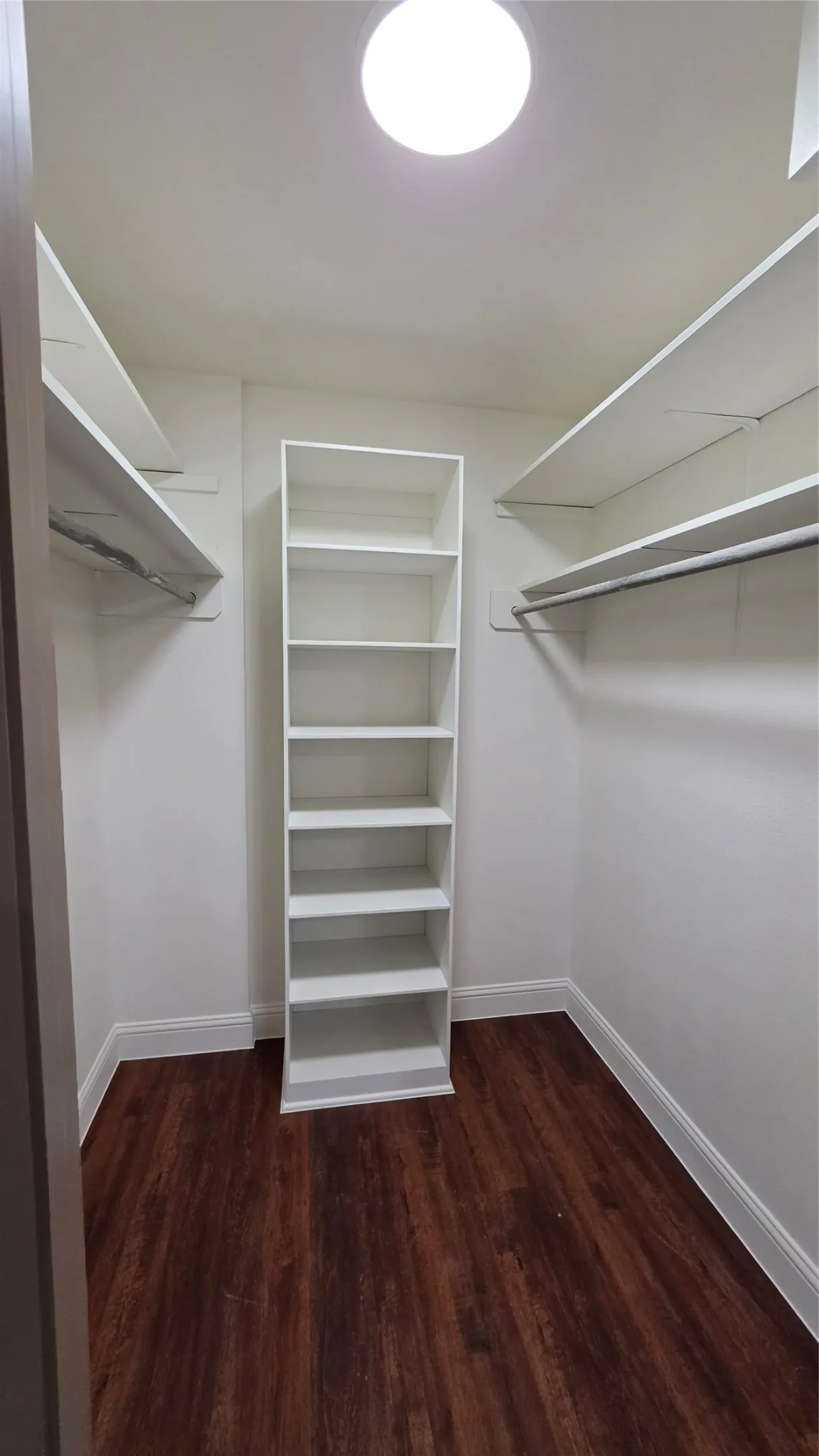 Single Family Residence For Rent in Denton County , 1815 Greenwood Drive, Denton, Texas 76209, 4 Bedroom, 4 Bathroom, Garage spaces, 2,680 Sqft, built in 1960, mls#21349790, Real Estate Agent in Denton, Homes For Rent in Denton county, Homes For Rent in Denton, Realtor in Denton Texas, Real Estate Brokerage Independent Realty Texas, Luminita Cordes Realtor