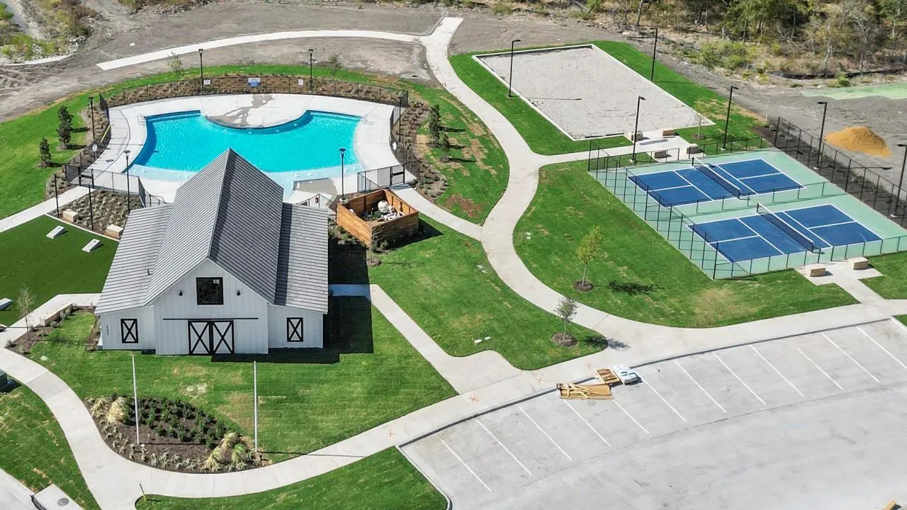 Townhouse For Rent in Rockwall County , 1328 Kimzey Street, Royse City, Texas 75189, 3 Bedroom, 3 Bathroom, 2 Garage spaces, 1,893 Sqft, built in 2024, mls#21348017, Real Estate Agent in Royse City, Homes For Rent in Rockwall county, Homes For Rent in Royse City, Realtor in Royse City Texas, Real Estate Brokerage Independent Realty Texas, Luminita Cordes Realtor