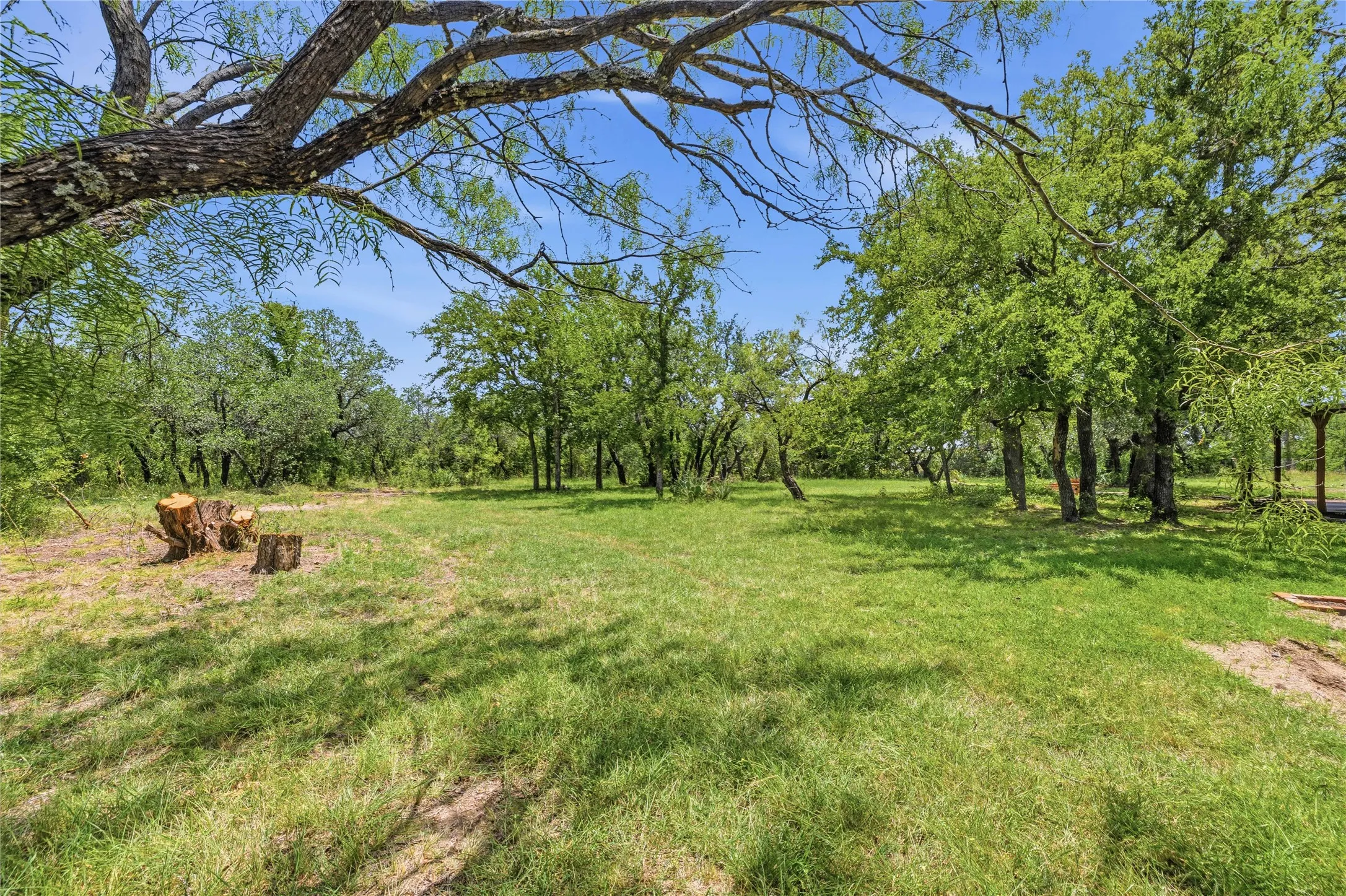 Single Family Residence For Sale in Brown County , 6070 Fm 3021, Brownwood, Texas 76801, 3 Bedroom, 2 Bathroom, Garage spaces, 1,469 Sqft, built in 2007, mls#21349802, Real Estate Agent in Brownwood, Homes For Sale in Brown county, Homes For Sale in Brownwood, Realtor in Brownwood Texas, Real Estate Brokerage Independent Realty Texas, Luminita Cordes Realtor